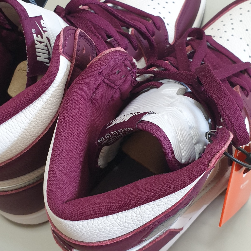 Jordan 1 Retro High OG Bordeaux 착용 스타일