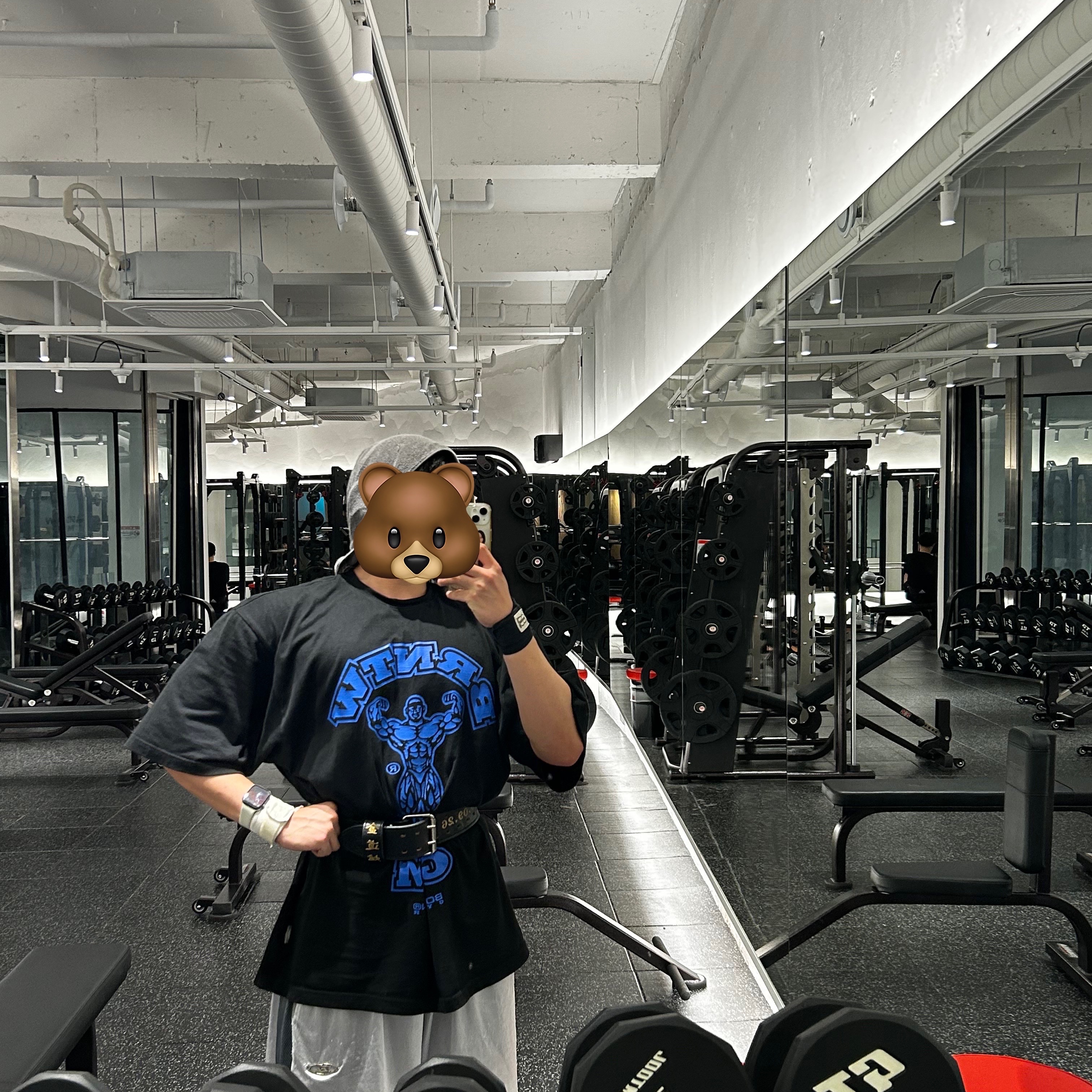 BORN TO WIN Raiseborn Over Fit T-Shirts Black Blue 착용 스타일