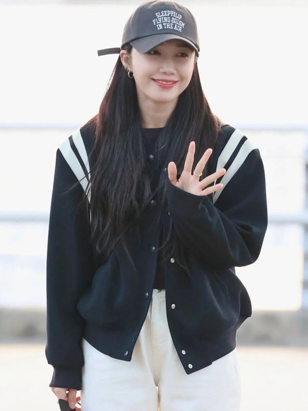 Millo Archive Holiday Signature Ball Cap Black, Millo Archive Holiday Signature Ball Cap Charcoal 착용 스타일 - 3