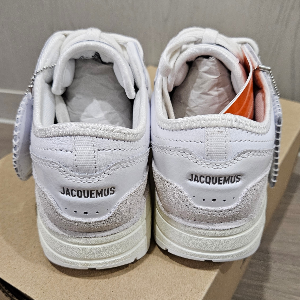 Nike x Jacquemus Air Max 1 '86 Sail and Summit White 착용 스타일 - 4