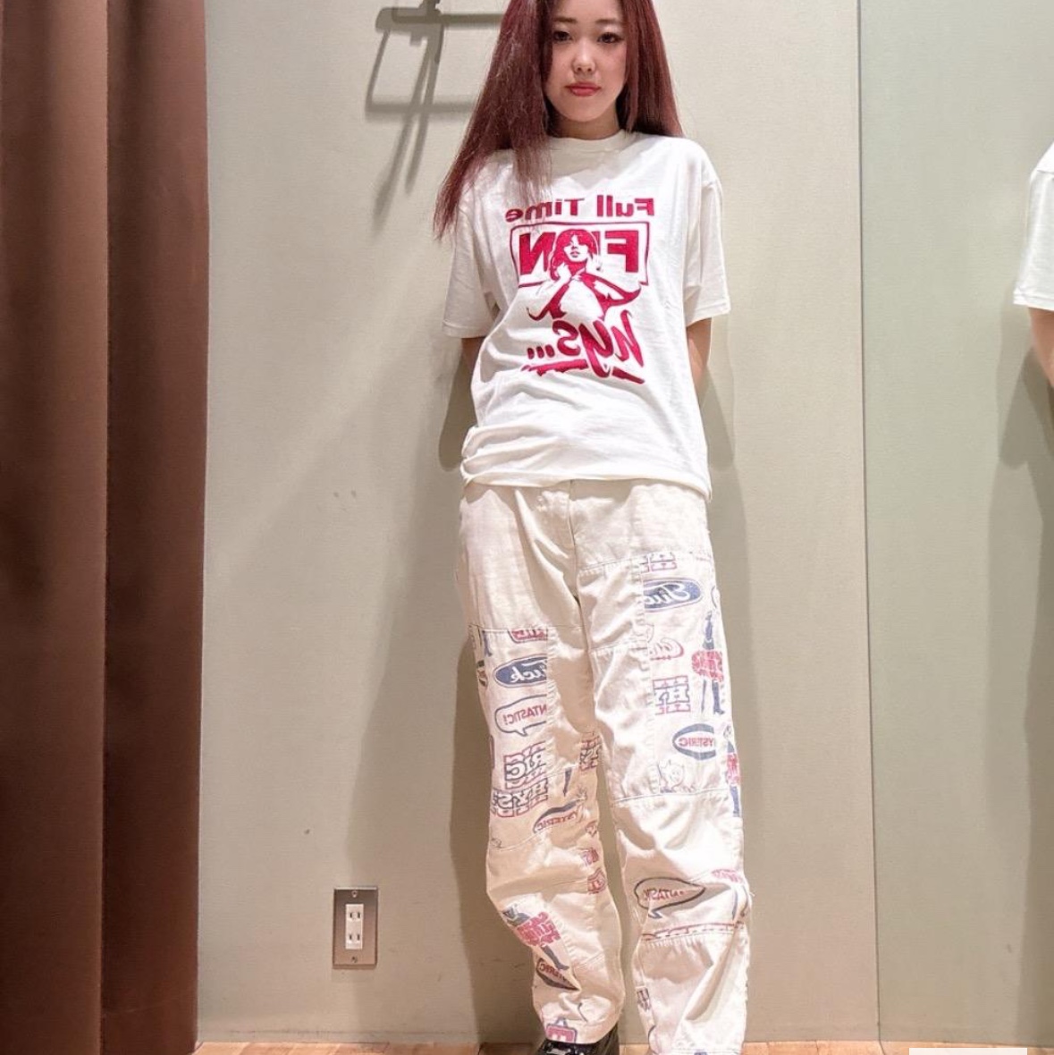 Hysteric Glamour Full Time Fun T-Shirt White 착용 스타일 - 3