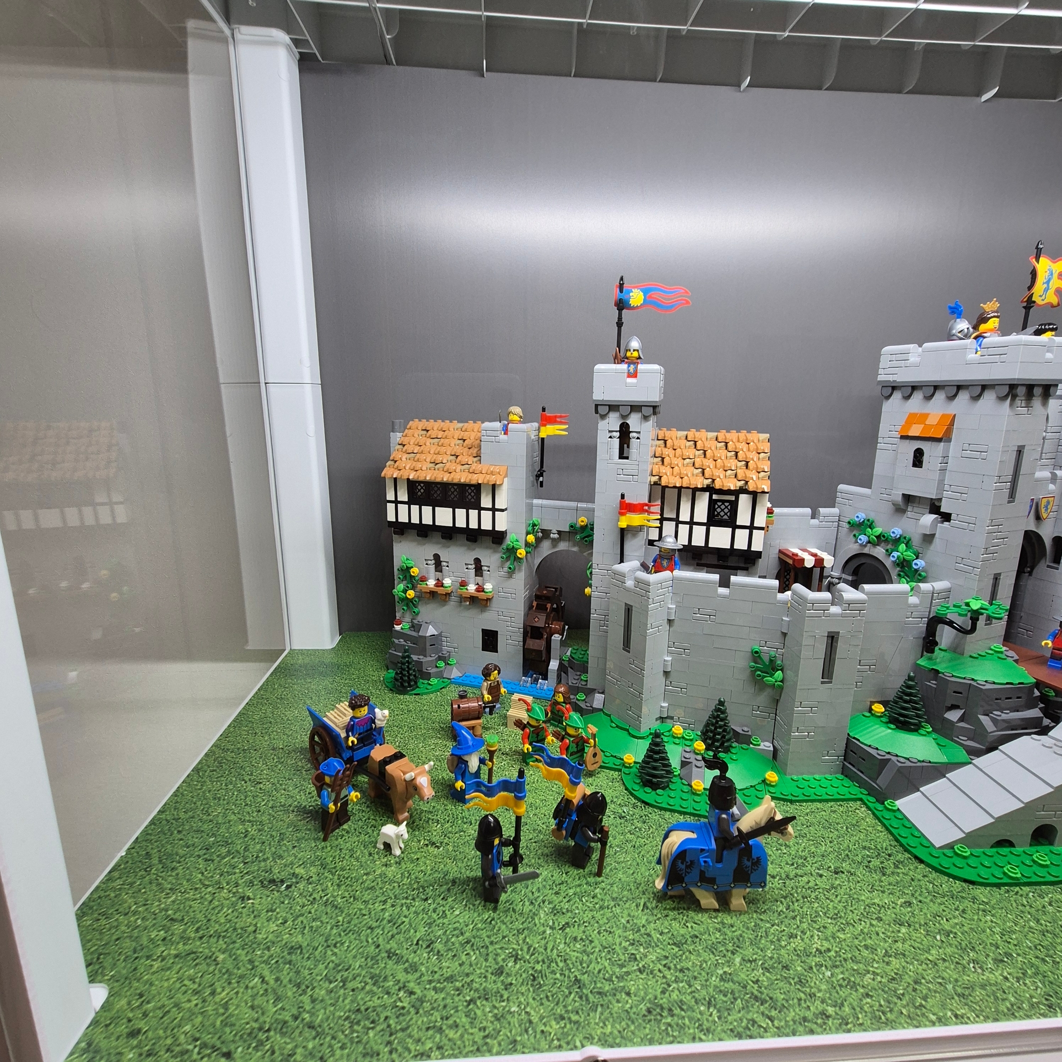 Lego Lion Knights' Castle 착용 스타일 - 3