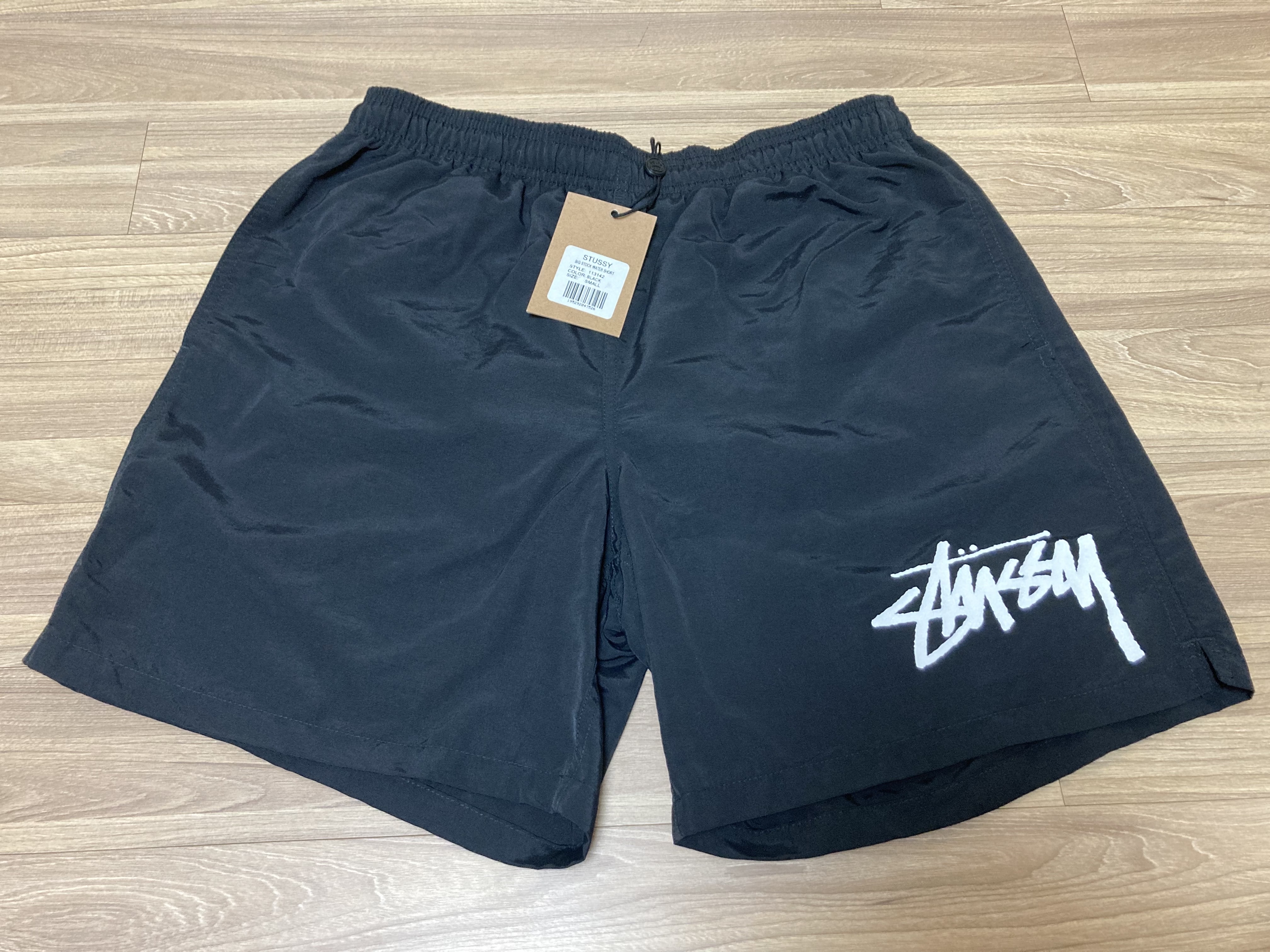 Stussy Big Stock Water Shorts Black 착용 스타일