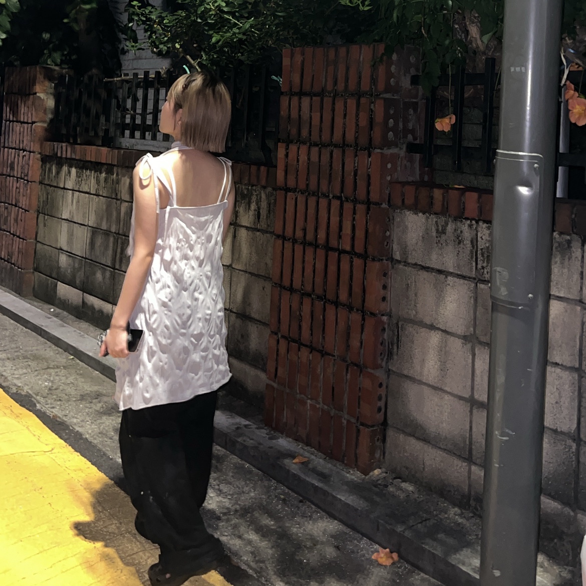 (W) Crocs Classic Platform Clog Black, Dior Saddle Flap Card Holder Blue Dior Oblique Jacquard 착용 스타일