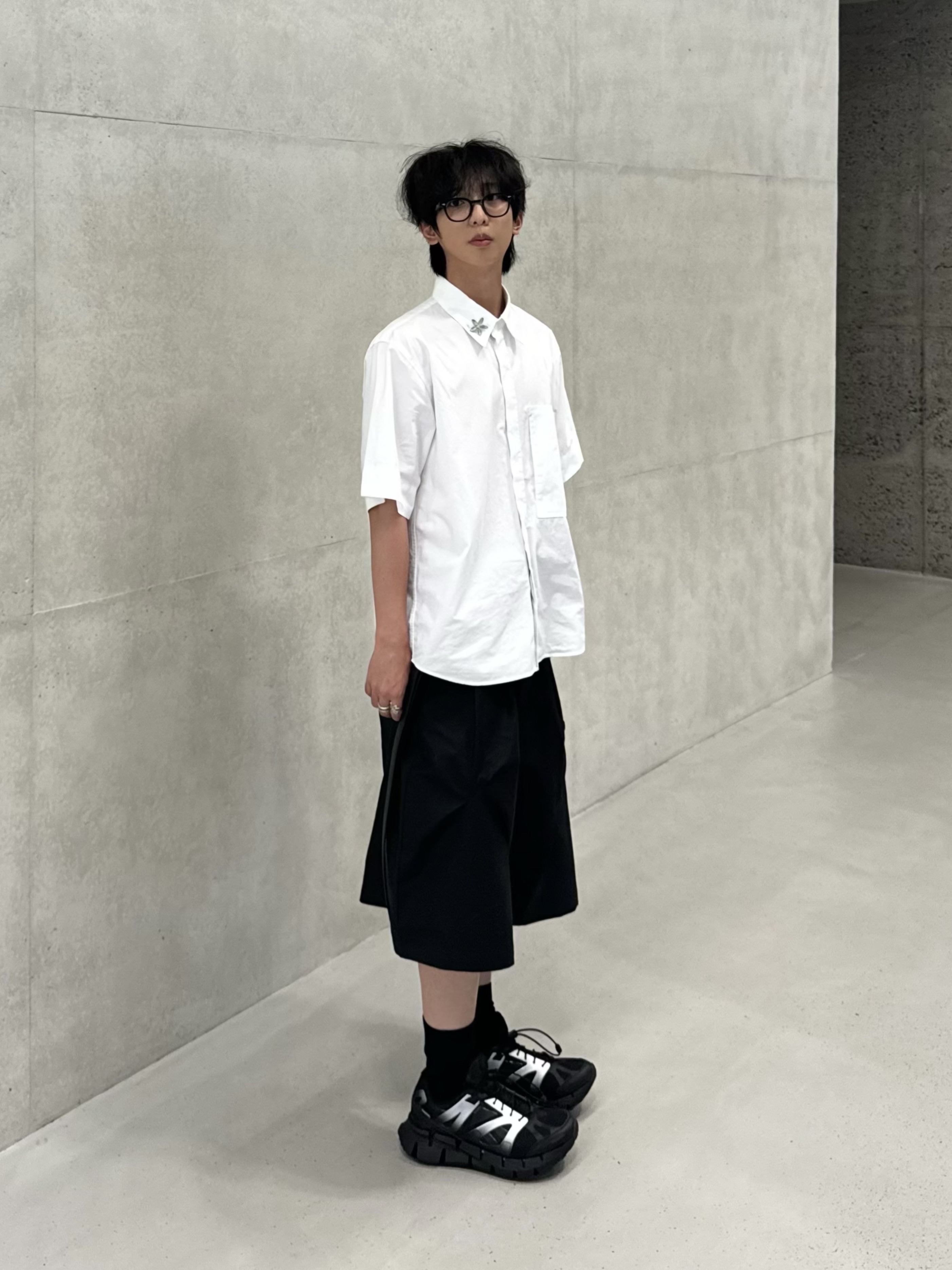 Reebok x Songzio Premier Floatzig Shadow Black 착용 스타일 - 3