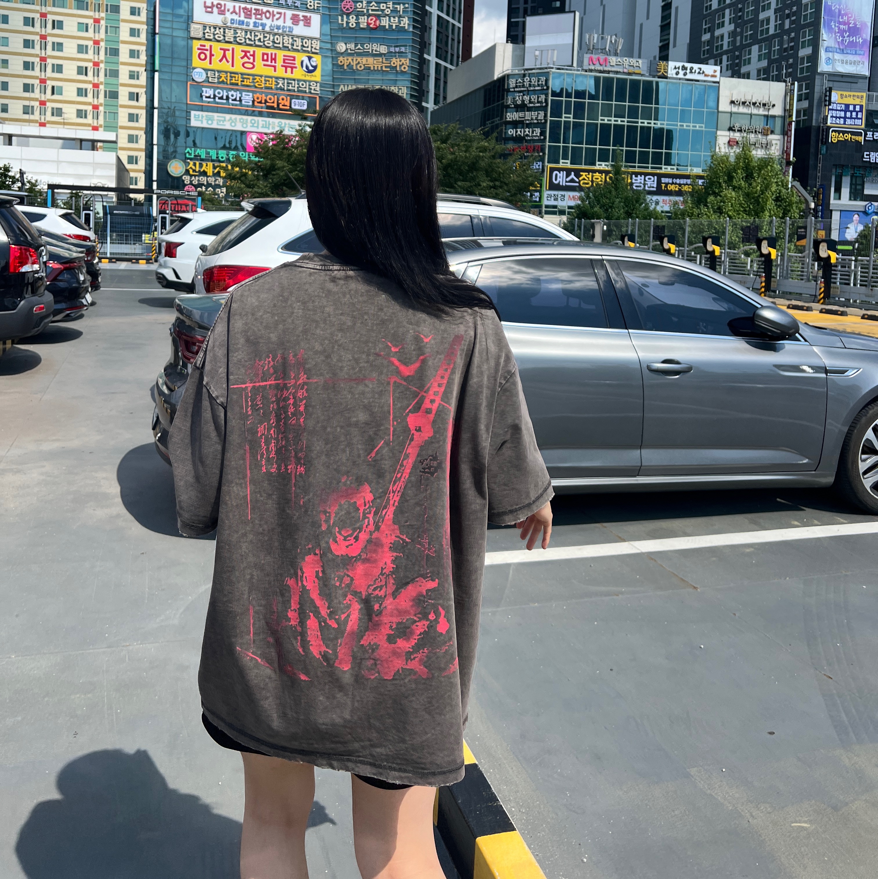 Awende Beheading Asaemon Washed T-Shirt, Balenciaga 3XL Sneakers Light Beige 착용 스타일 - 2
