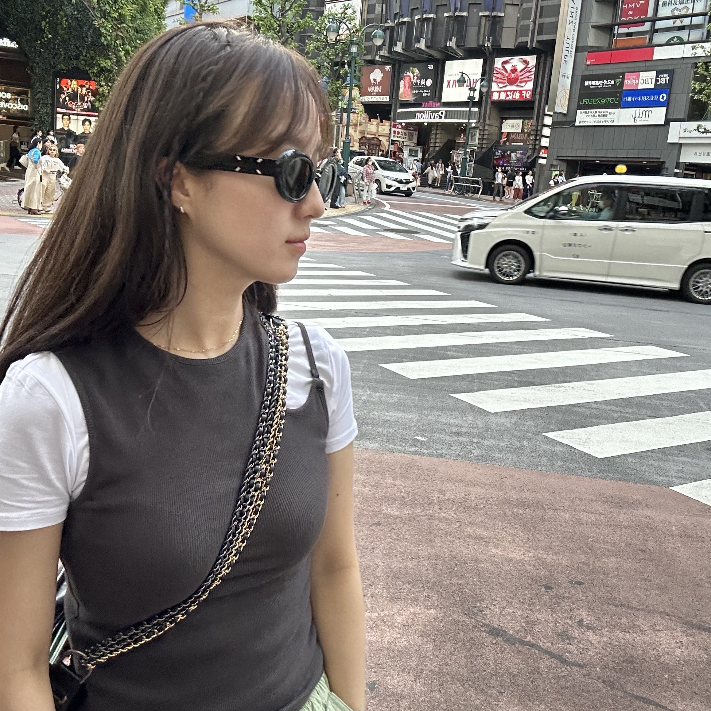 Gentle Monster x Maison Margiela MM107 Black Black 착용 스타일