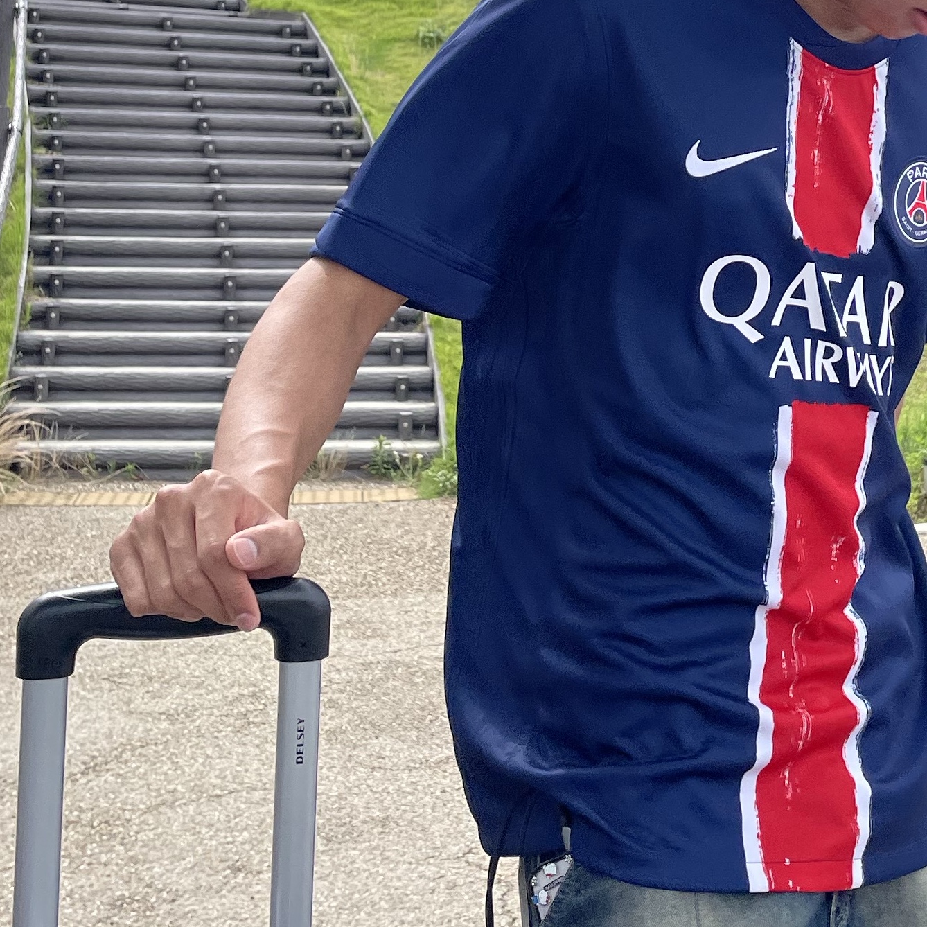 Nike Paris Saint-Germain 2024/25 Dri-Fit Stadium Home Replica Jersey Midnight Navy (Non Marking Ver.) 착용 스타일