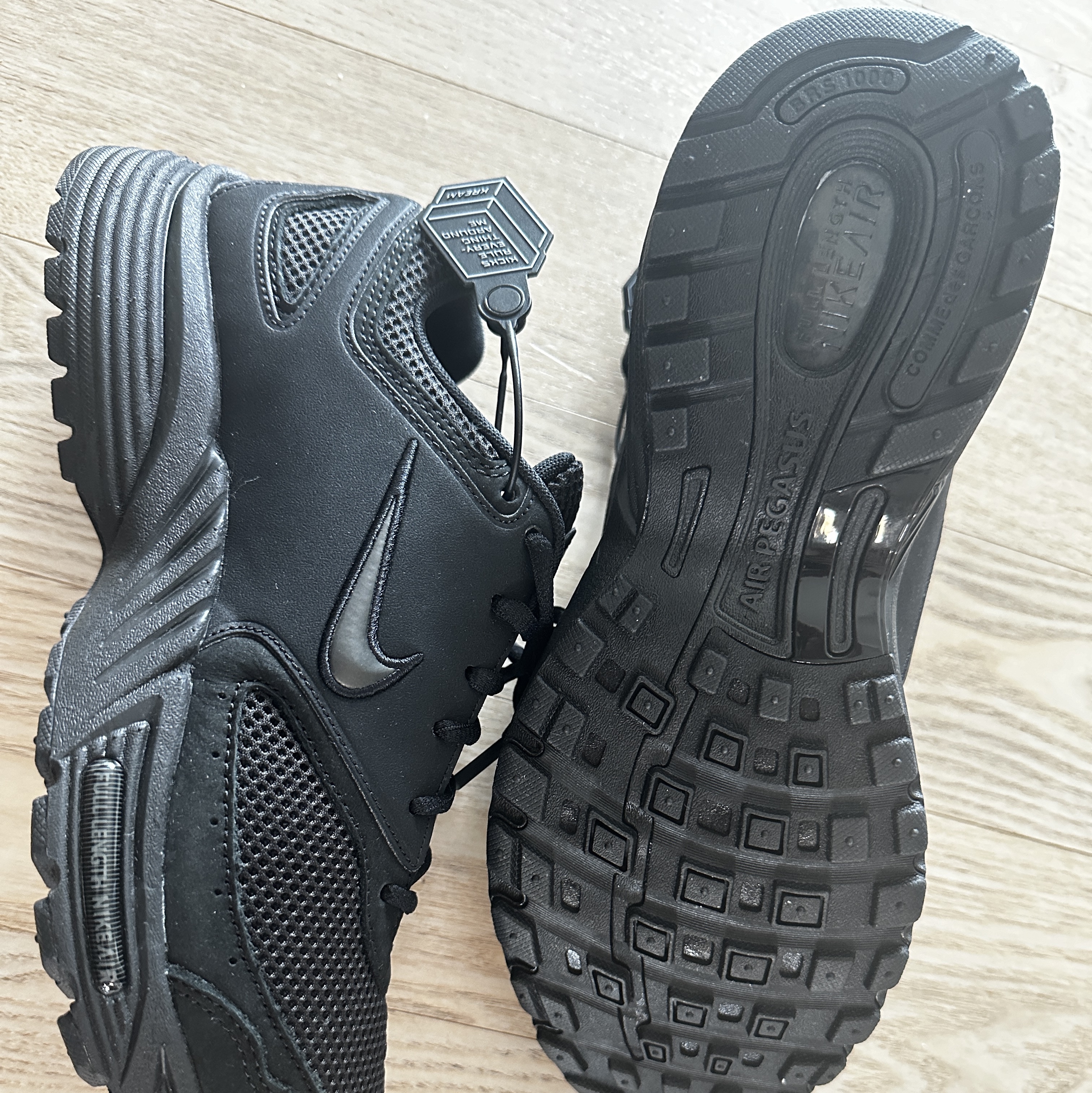 Nike x Comme des Garcons Homme Plus Air Pegasus 2005 Black 착용 스타일 - 2
