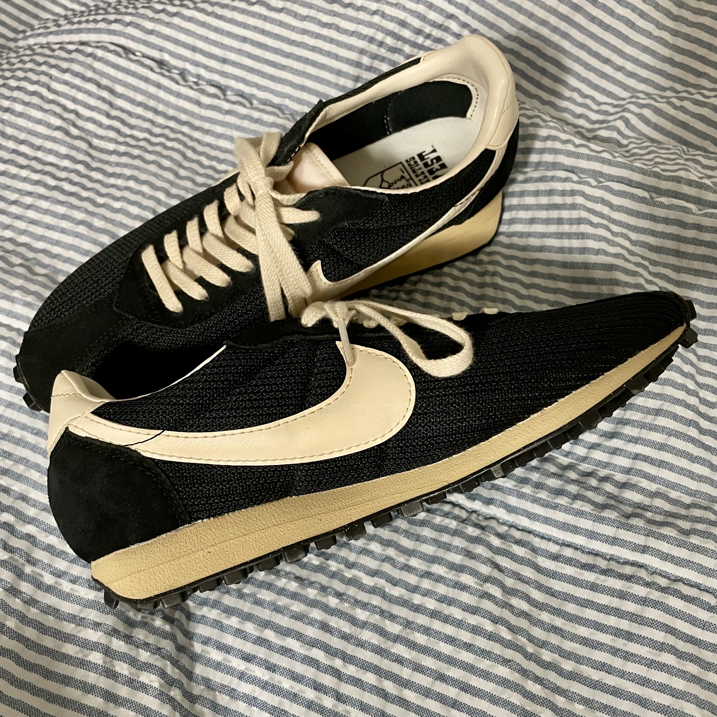 Nike LD-1000 SP Black and Sail 착용 스타일 - 3
