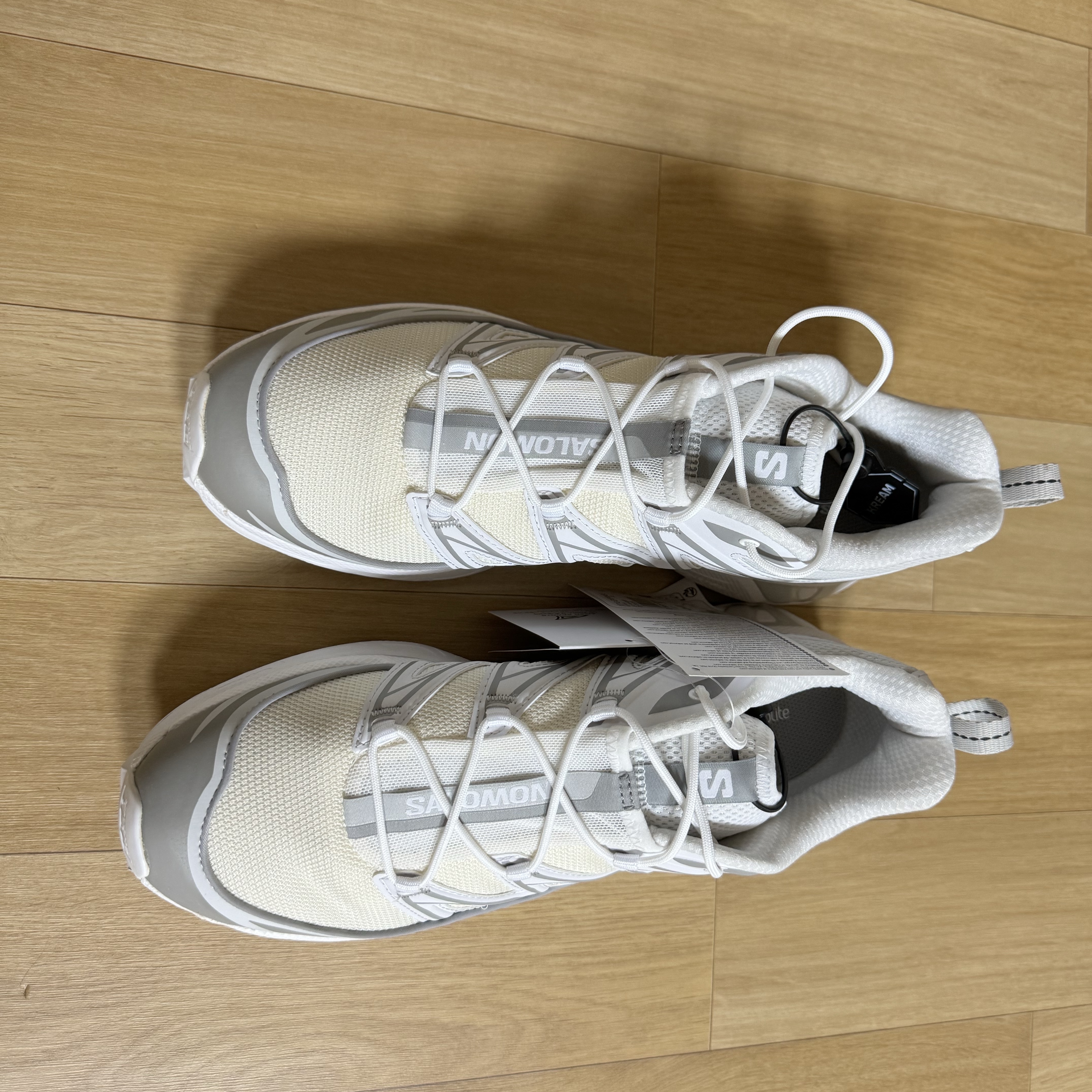Salomon XT-6 Expanse Vanilla Ice White 착용 스타일 - 2