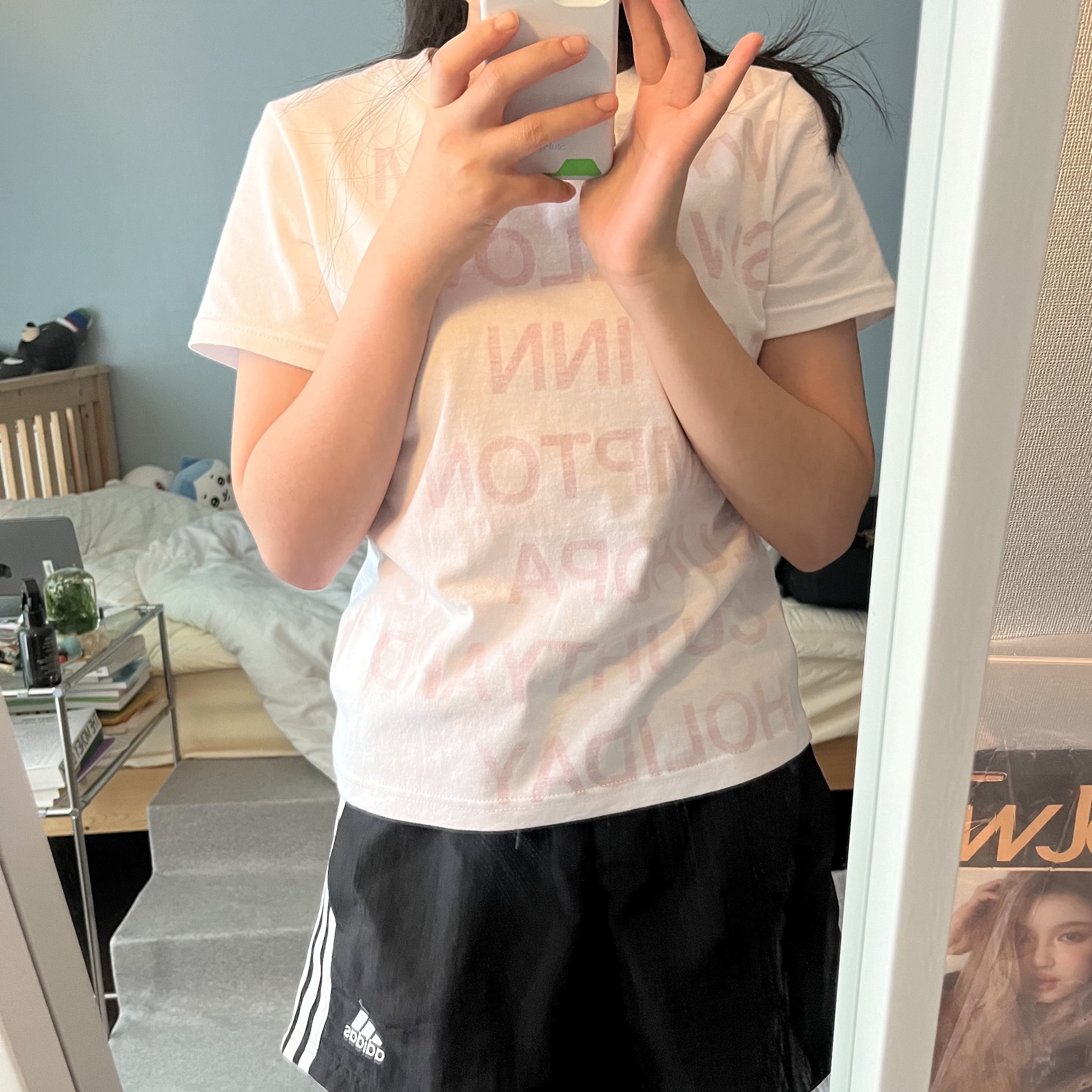 [KREAM 단독] Safarispot Women 1/2 Highway Inn T-Shirt White Red, (W) Adidas 3-Stripes Woven Shorts Black - KR Sizing 착용 스타일 - 1