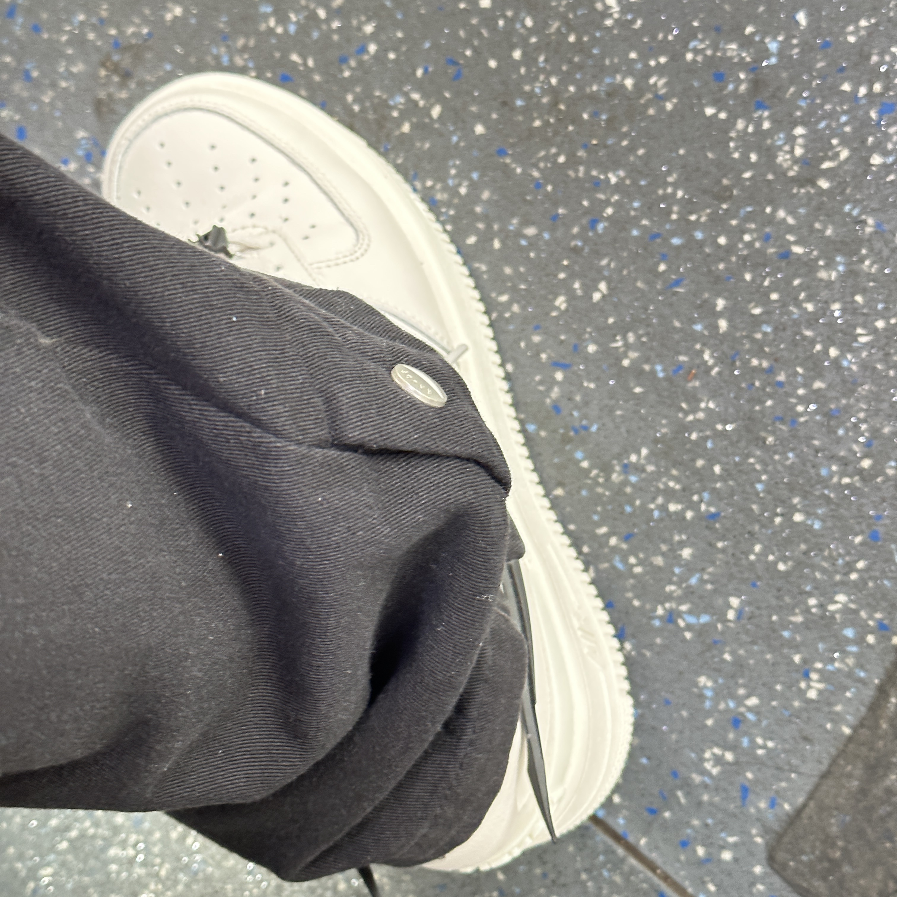 Nike x Ambush Air Force 1 Low SP Phantom 착용 스타일