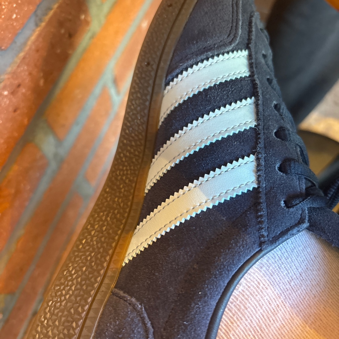 Adidas Spezial Handball Collegiate Navy 착용 스타일