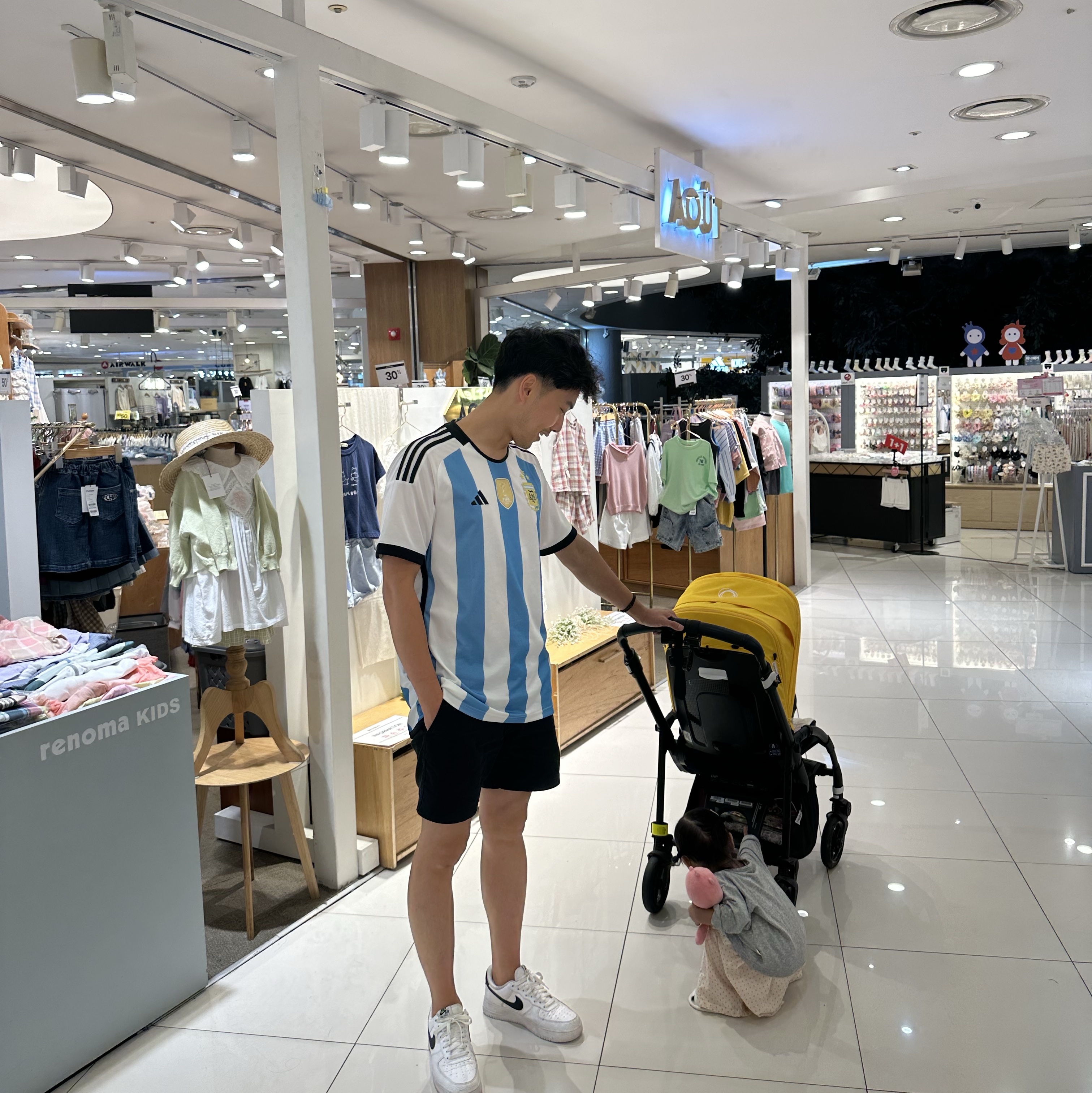 Adidas Argentina Home Jersey 2022 Winners 3-Star White Light Blue - US Sizing (Non Marking Ver.) 착용 스타일 - 1