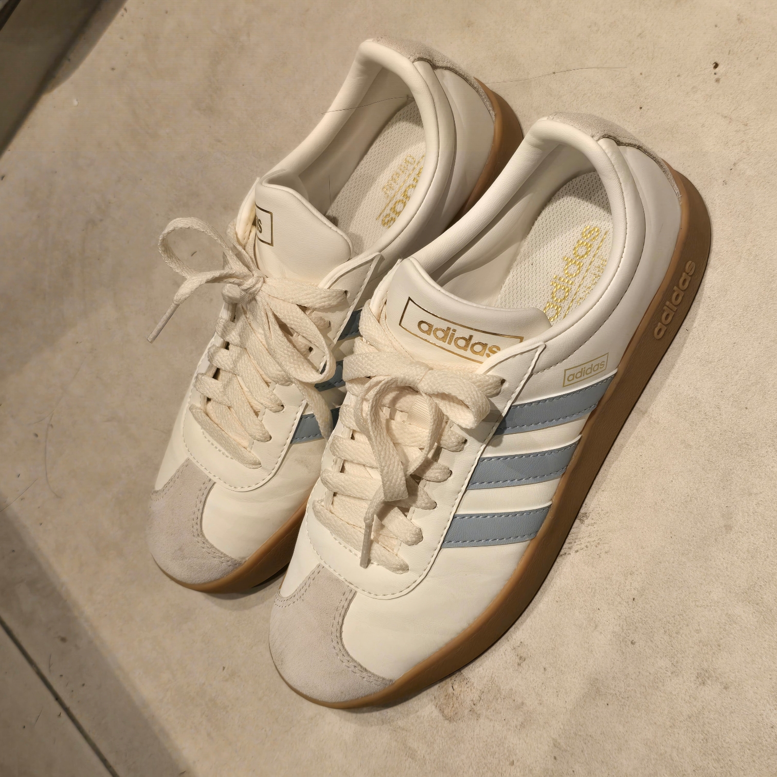 Adidas Neo VL Court 2.0 White Blue 착용 스타일