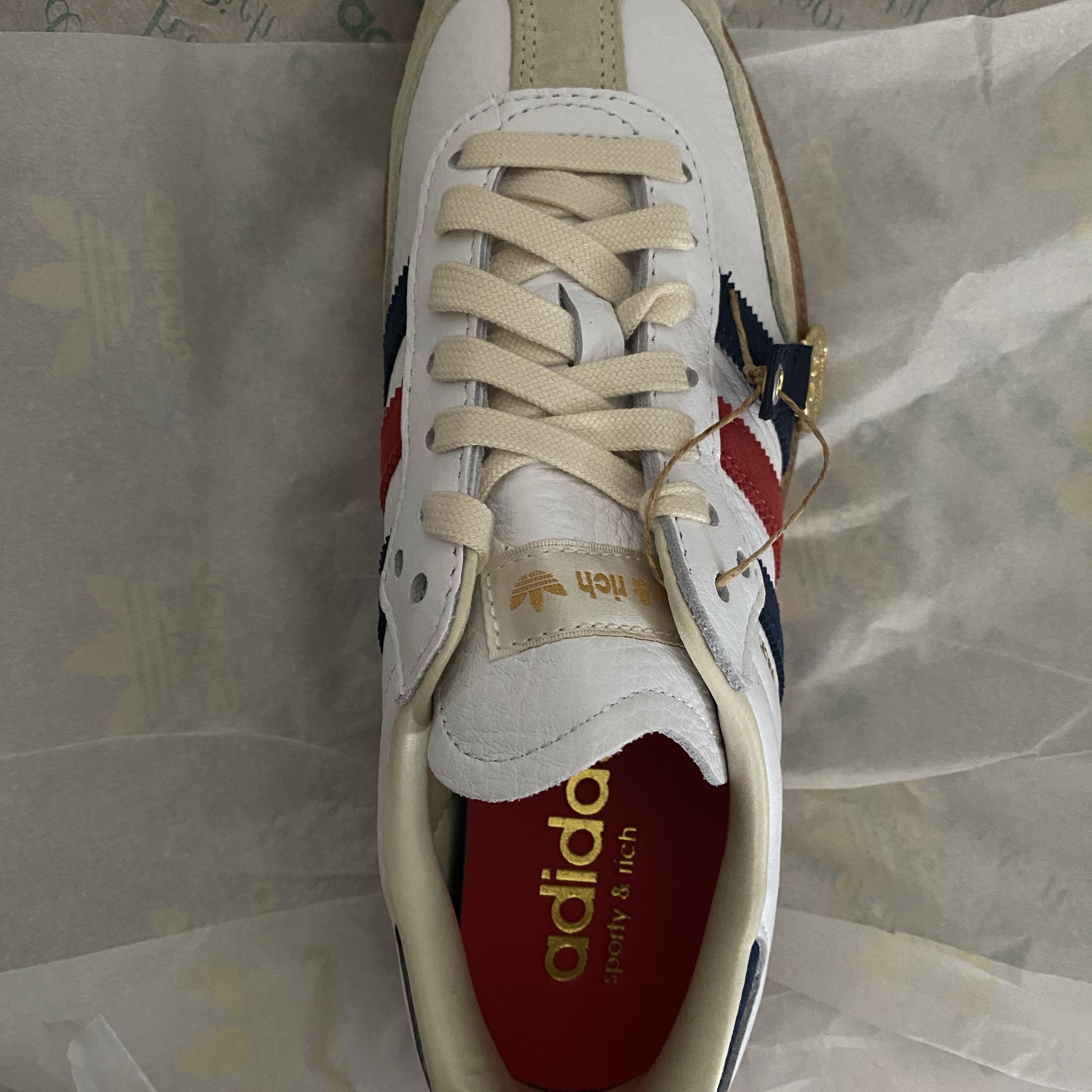 Adidas x Sporty & Rich Samba OG Cloud White Night Indigo 착용 스타일