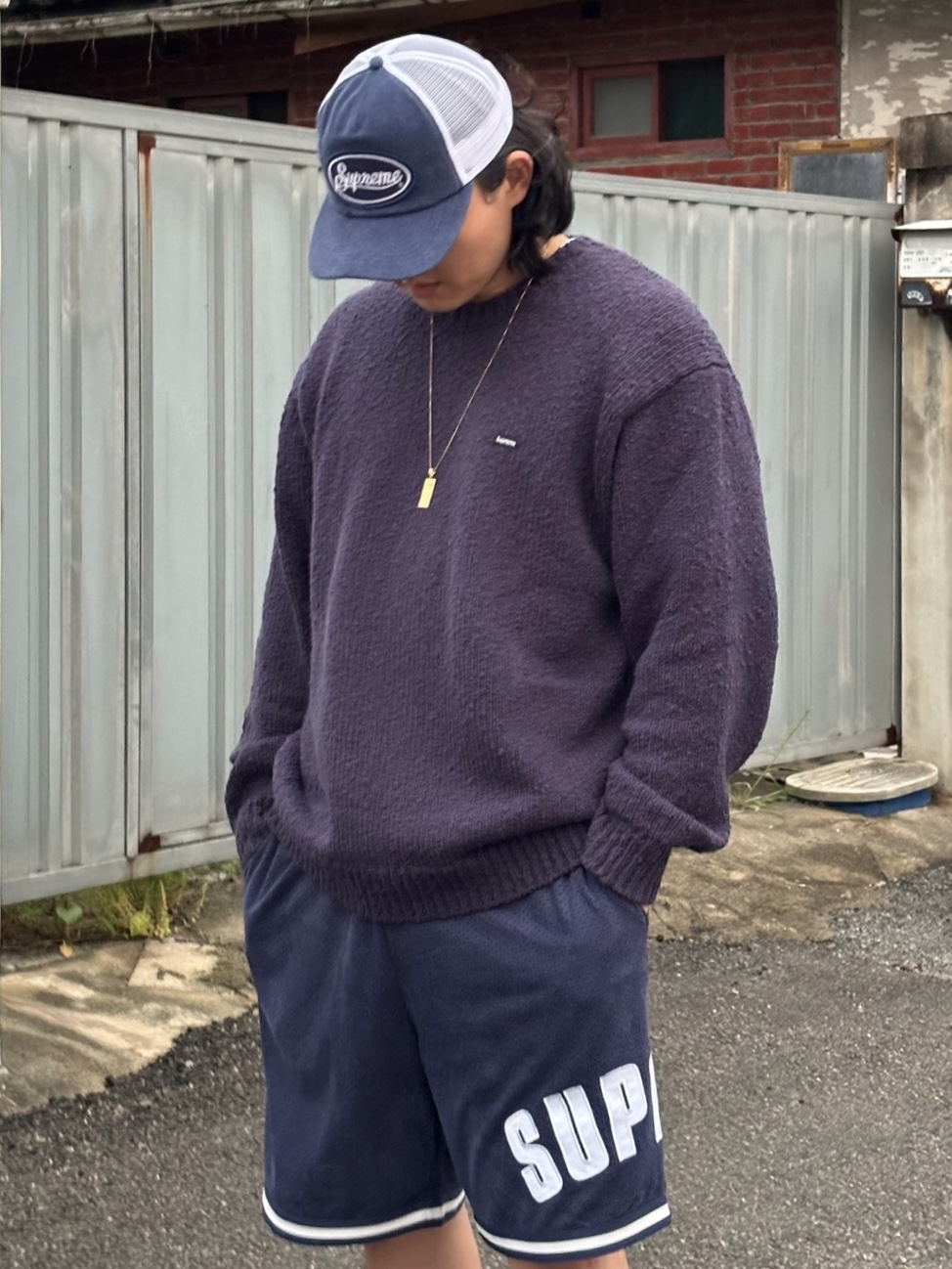 Supreme Ultrasuede Mesh Short Navy - 24SS, Supreme Boucle Small Box Sweater Navy - 24SS 착용 스타일 - 2