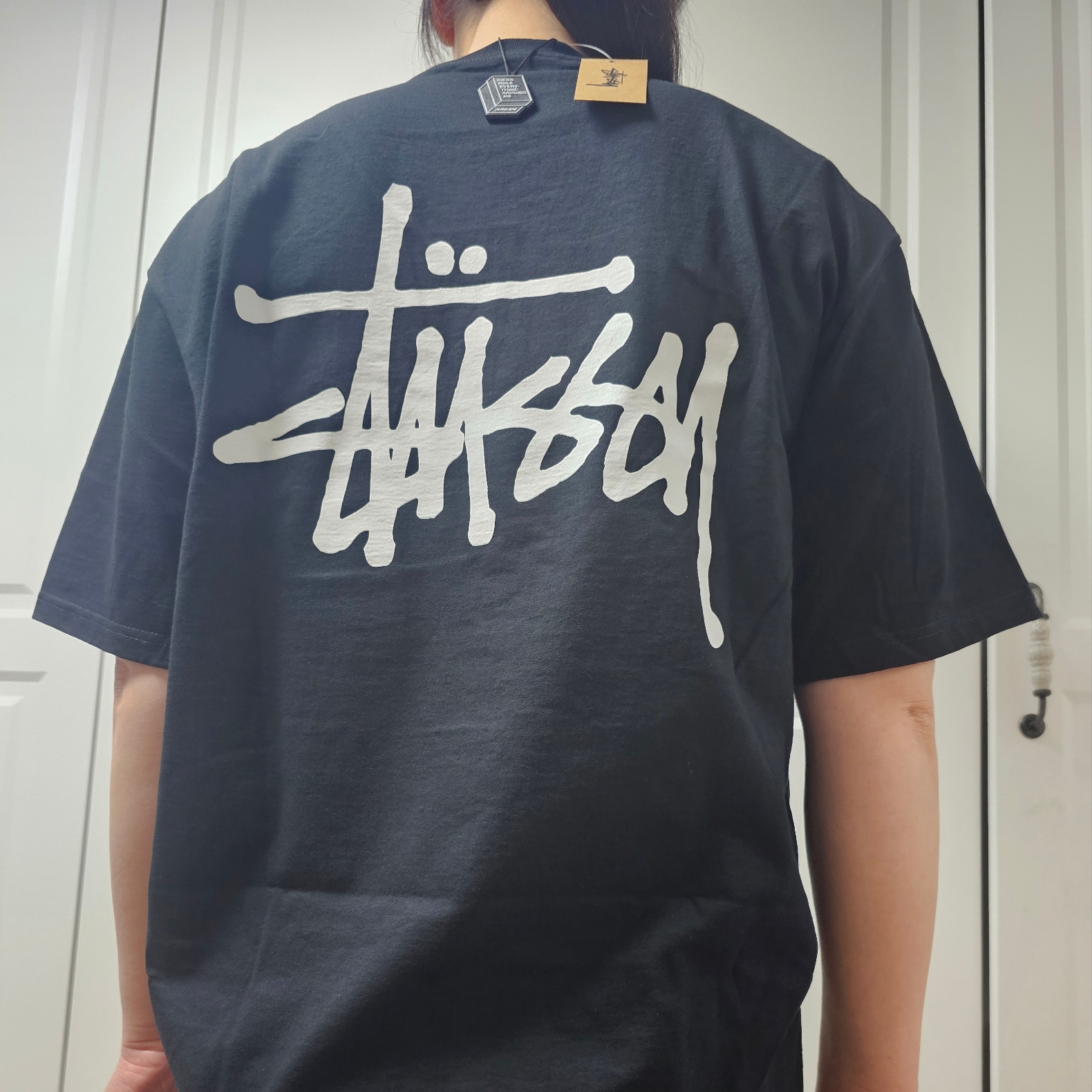 Stussy Basic Stussy T-Shirt Black 2024, 2025 착용 스타일