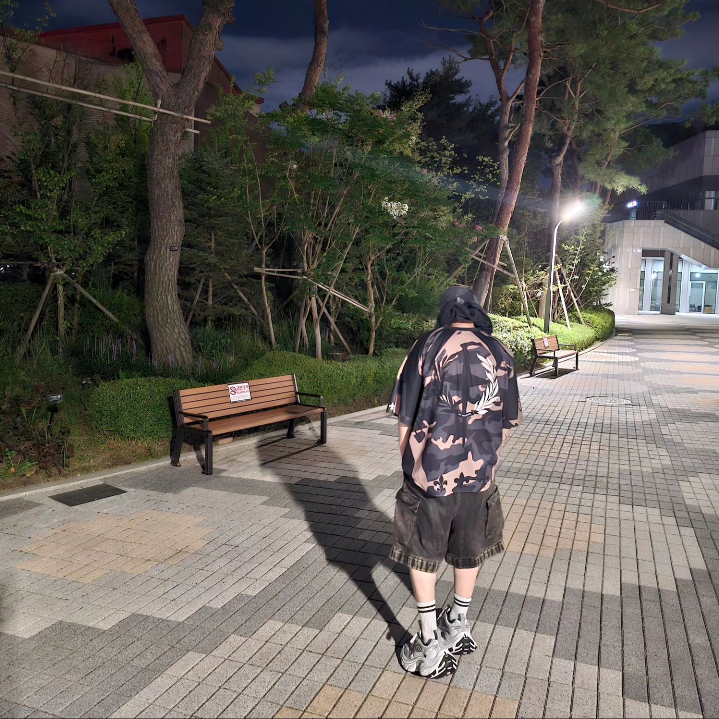 [예약배송] Ourpas New Jersey Camo Air, [KREAM 단독] Ourpas 030 Wide Cargo Denim Blue 착용 스타일 - 2