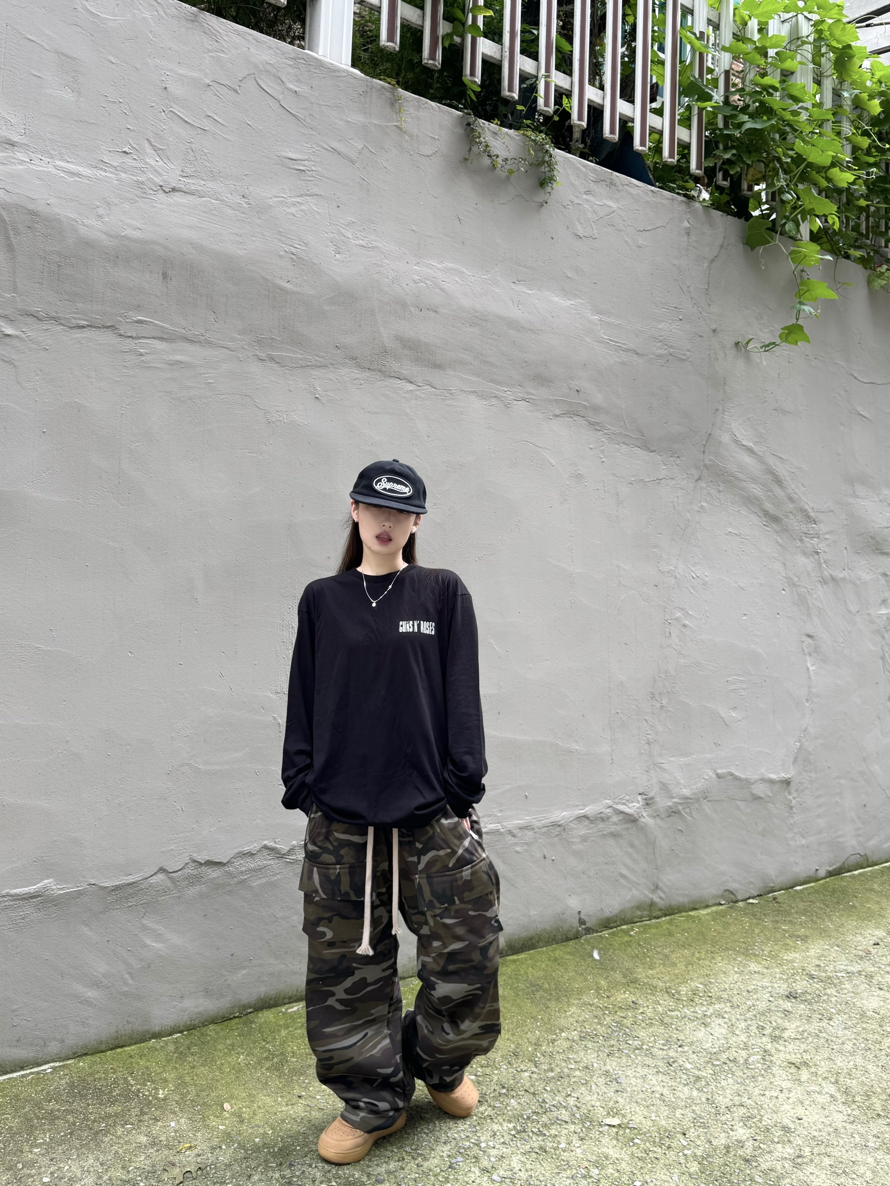 Supreme Terry Mesh Back 5-Panel Black - 24SS, Nike Air Force 1 '07 WB Flax 착용 스타일 - 2