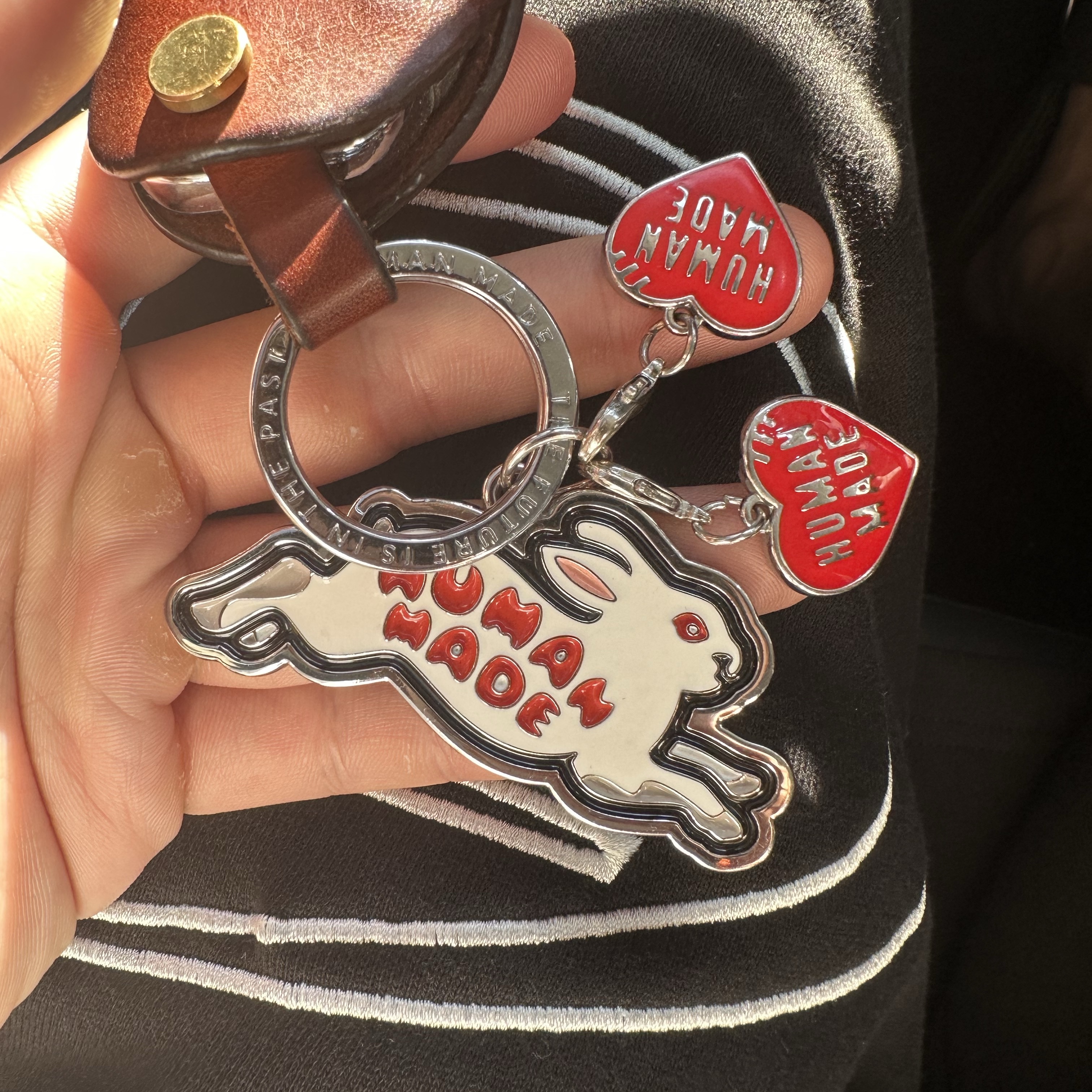 Human Made Heart Mini Keycharm Red 착용 스타일