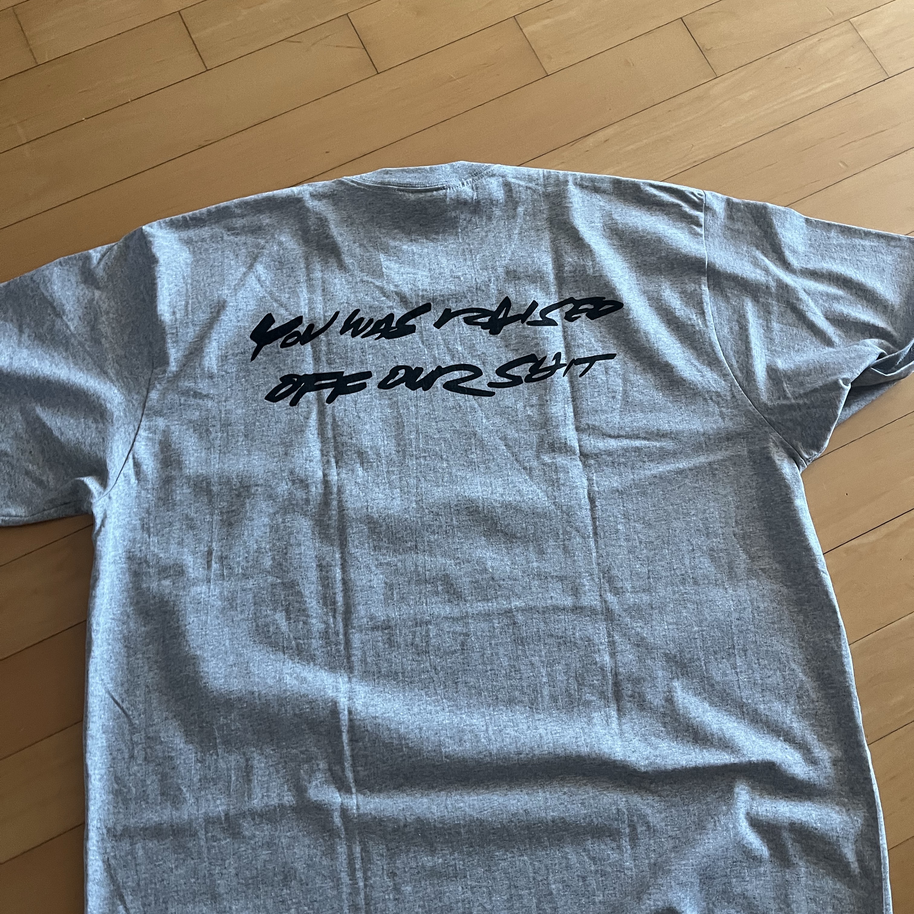 Supreme Futura Box Logo T-Shirt Heather Grey - 24SS 착용 스타일