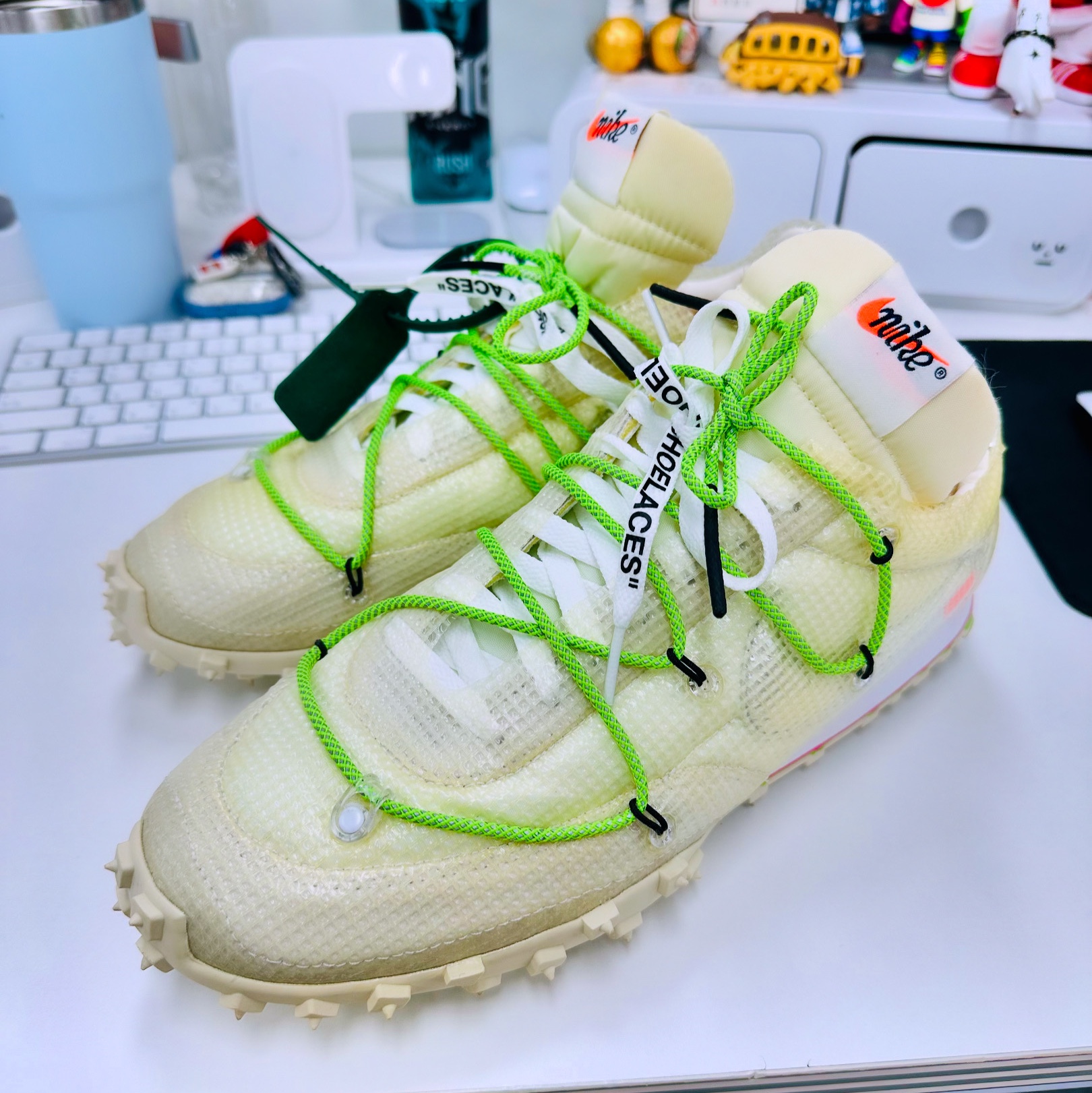 (W) Nike x Off-White Waffle Racer White 착용 스타일