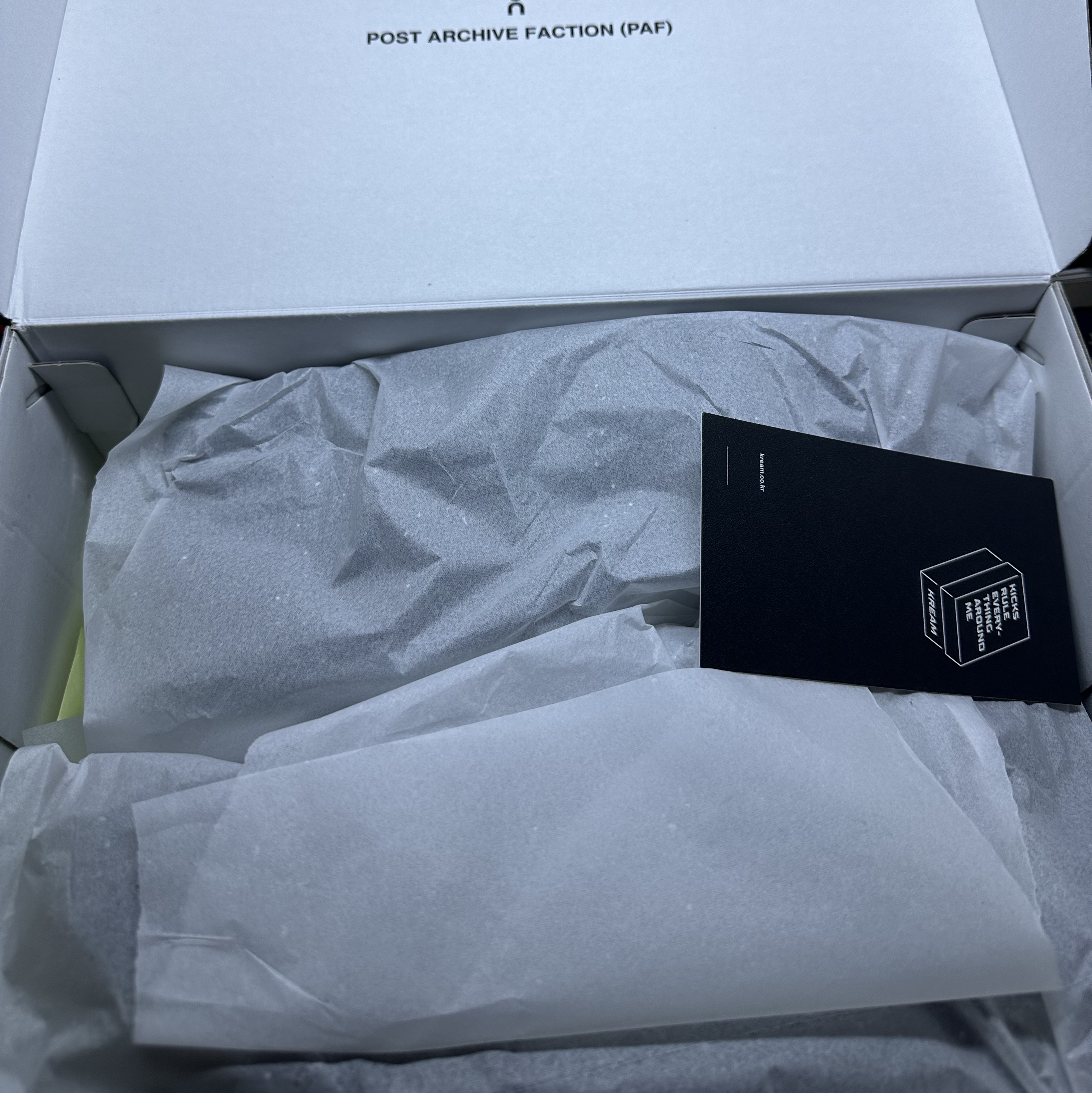 On Running x Post Archive Faction (Paf) Cloudmonster 2 Black Magnet 착용 스타일