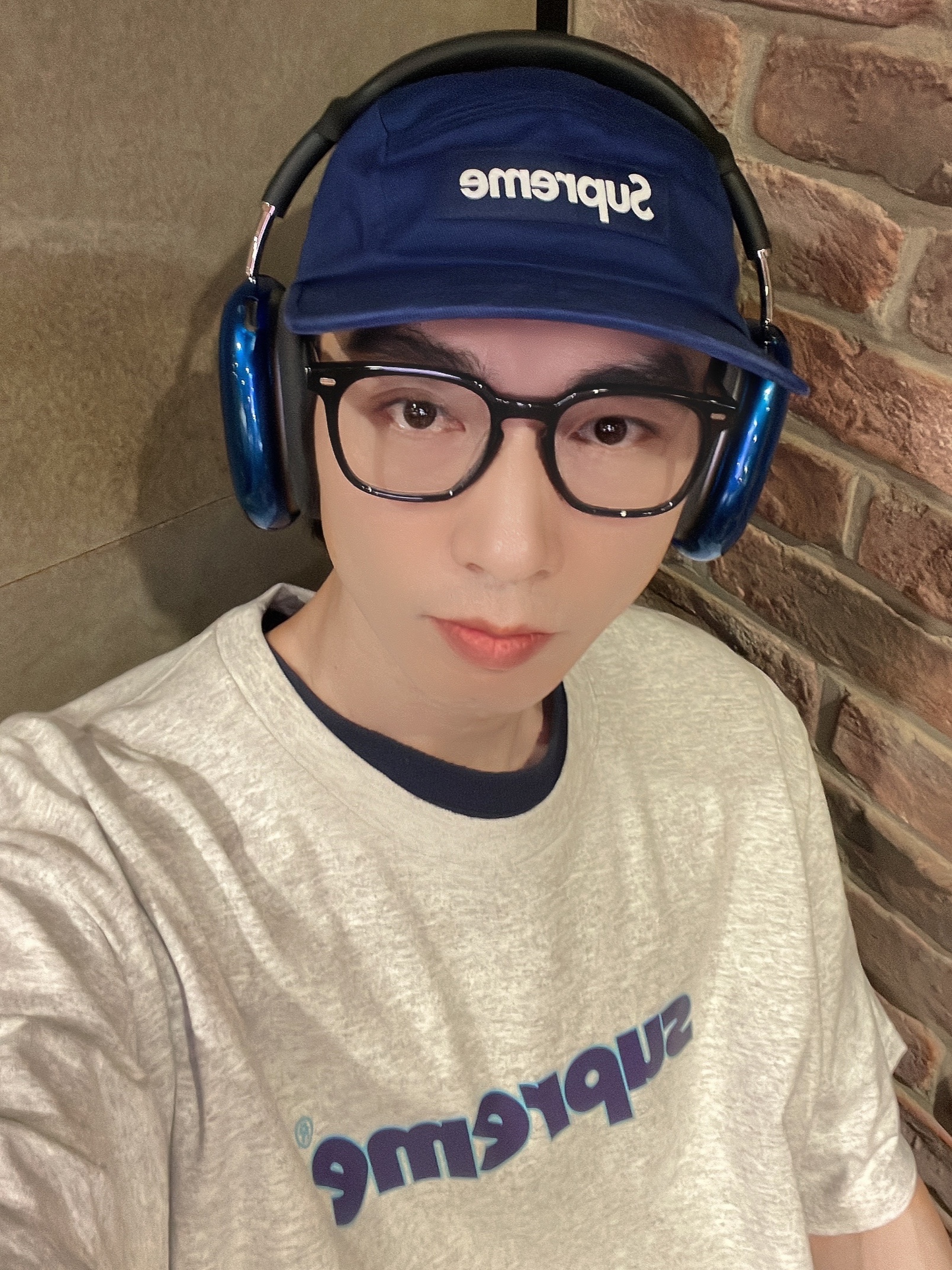 Supreme Pinline T-Shirt Ash Grey - 24SS, Apple AirPods Max Lightning Space Gray (Korean Ver.) 착용 스타일 - 2