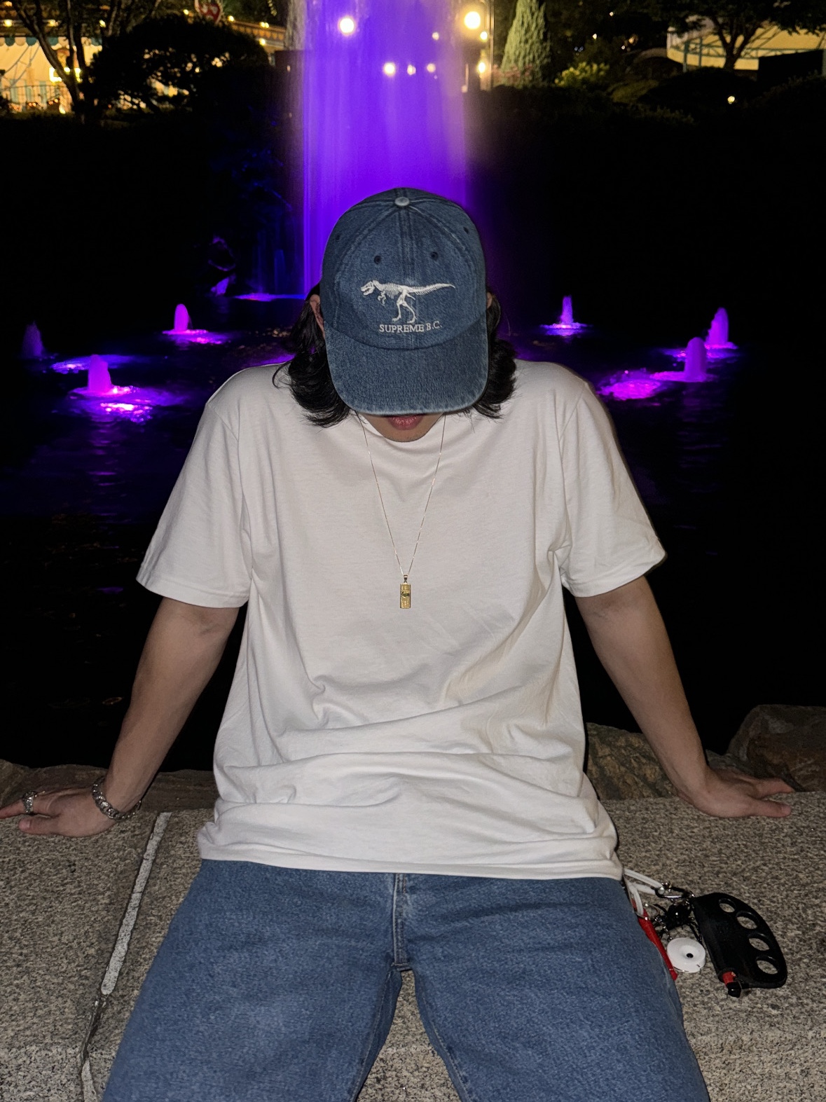 Supreme Ultrasuede Mesh Short Navy - 24SS, Supreme Boucle Small Box Sweater Navy - 24SS 착용 스타일 - 1