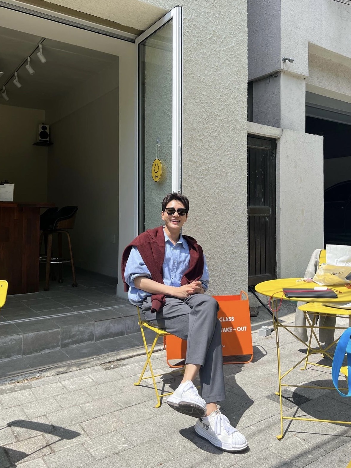 Maison Mihara Yasuhiro Blakey OG Sole Canvas Low-top Sneakers White 착용 스타일 - 1