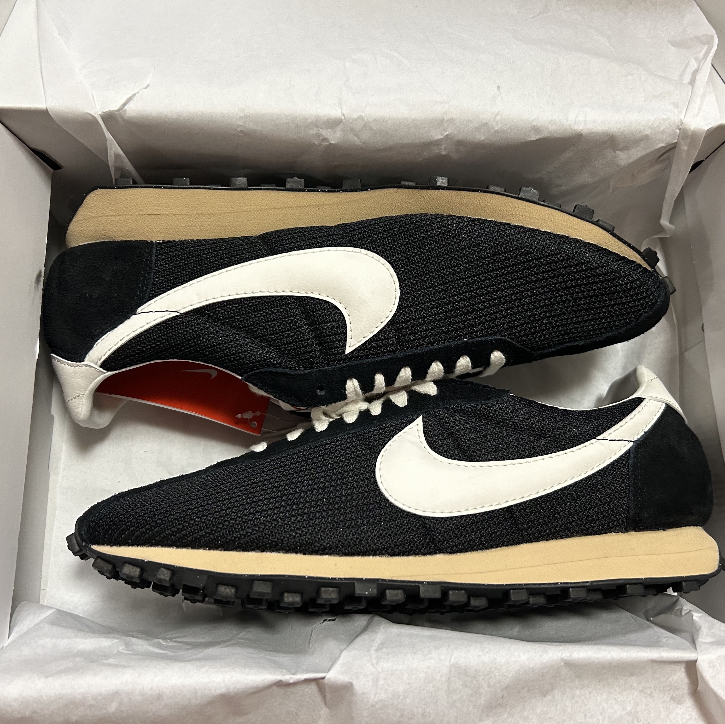 Nike LD-1000 SP Black and Sail 착용 스타일 - 4