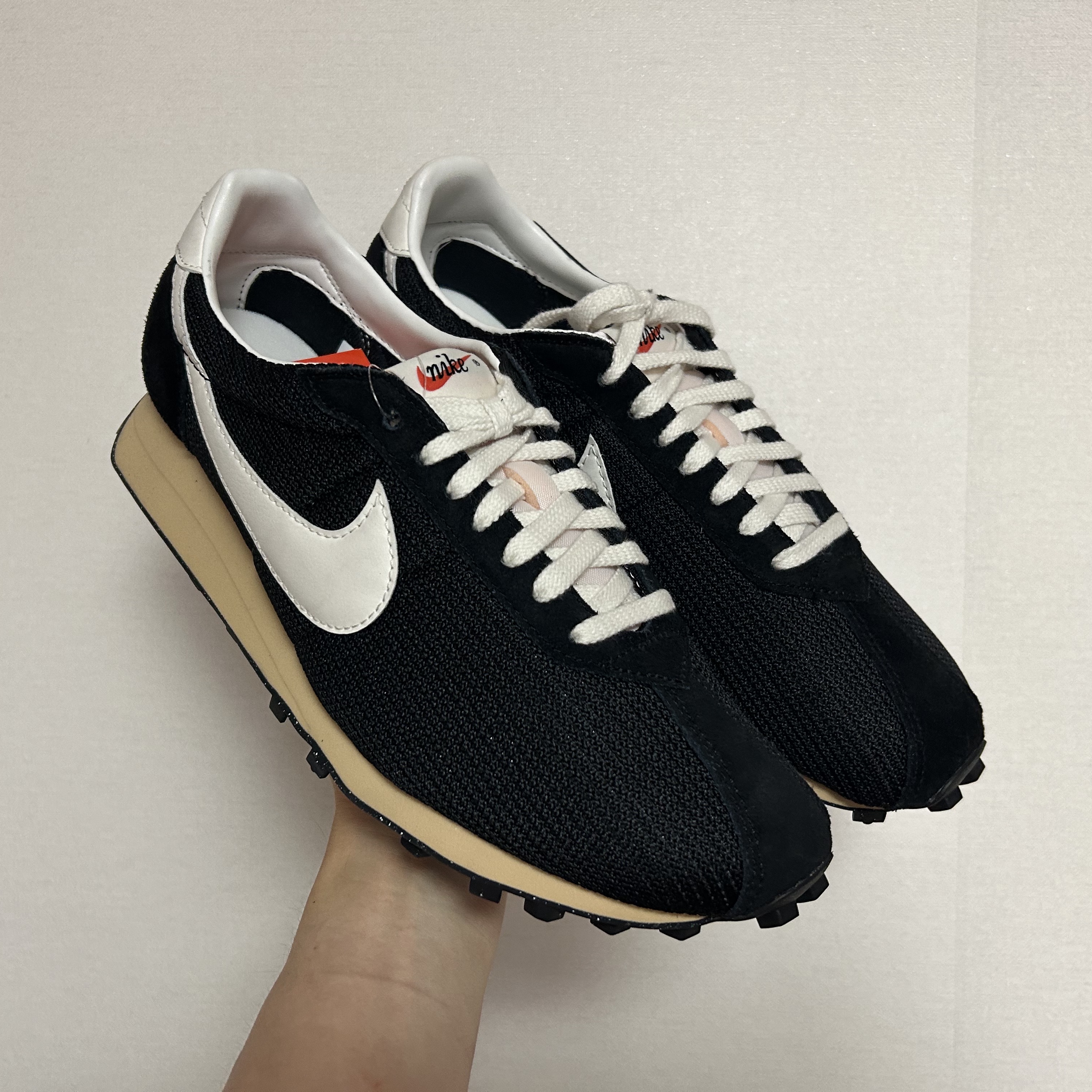 Nike LD-1000 SP Black and Sail 착용 스타일 - 2
