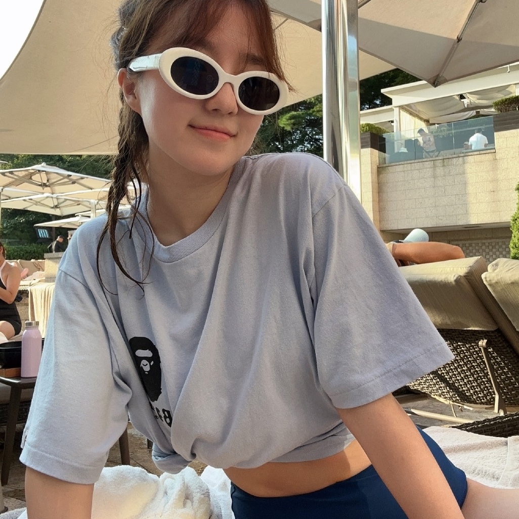 Gentle Monster x Maison Margiela MM005 White Black 착용 스타일