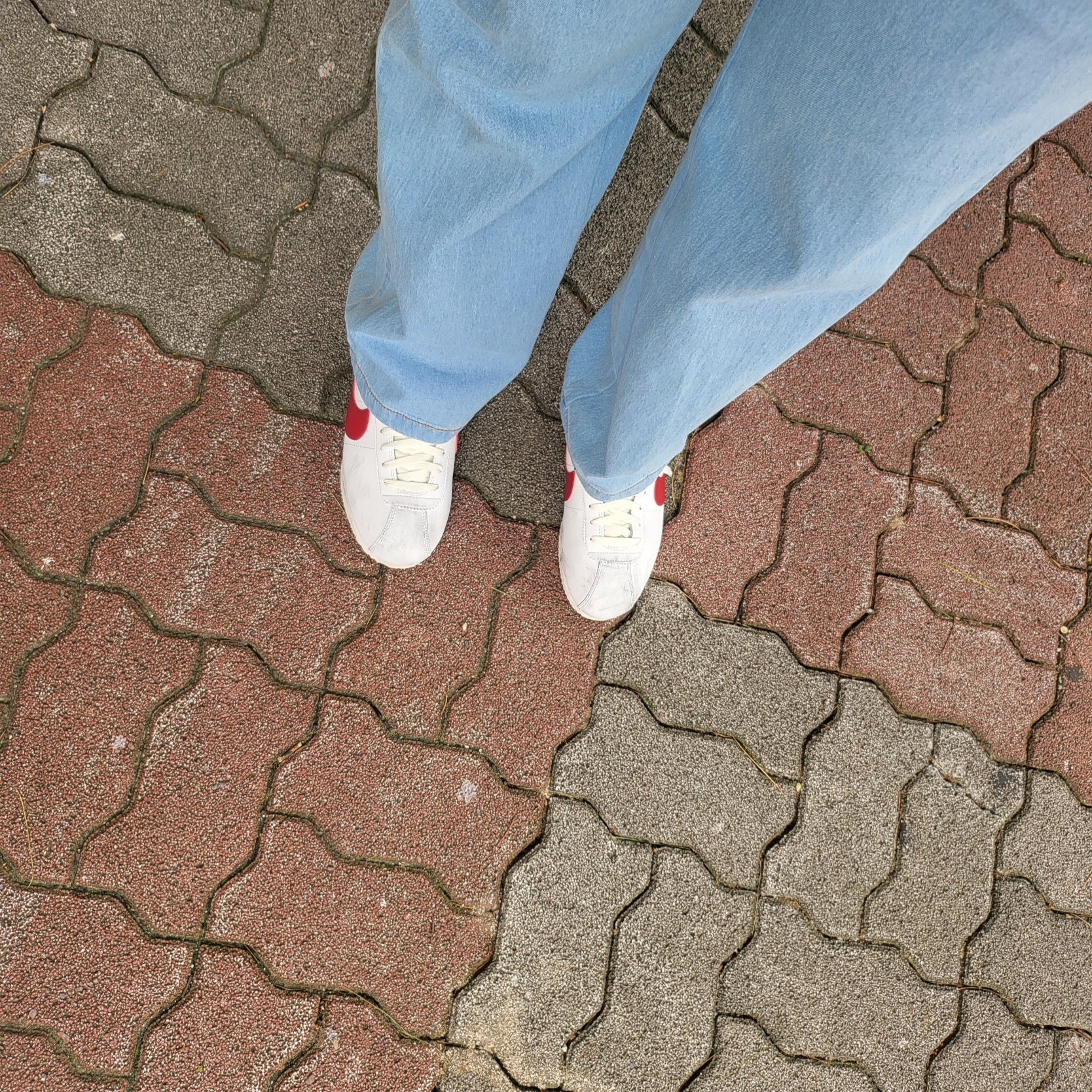 Nike Cortez White Black 착용 스타일