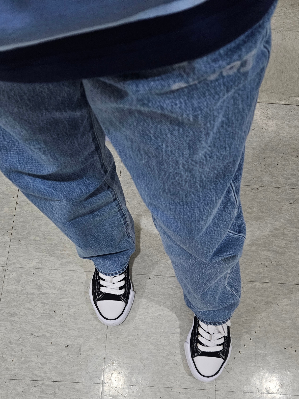 IAB Studio Striped T-Shirt Blue White, IAB Studio Japanese Washed Denim Pants Blue 착용 스타일