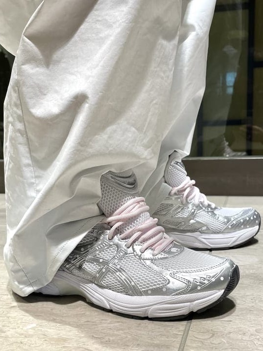 Asics x Papergirl Paris x Beams GT-2160 White Silver 착용 스타일