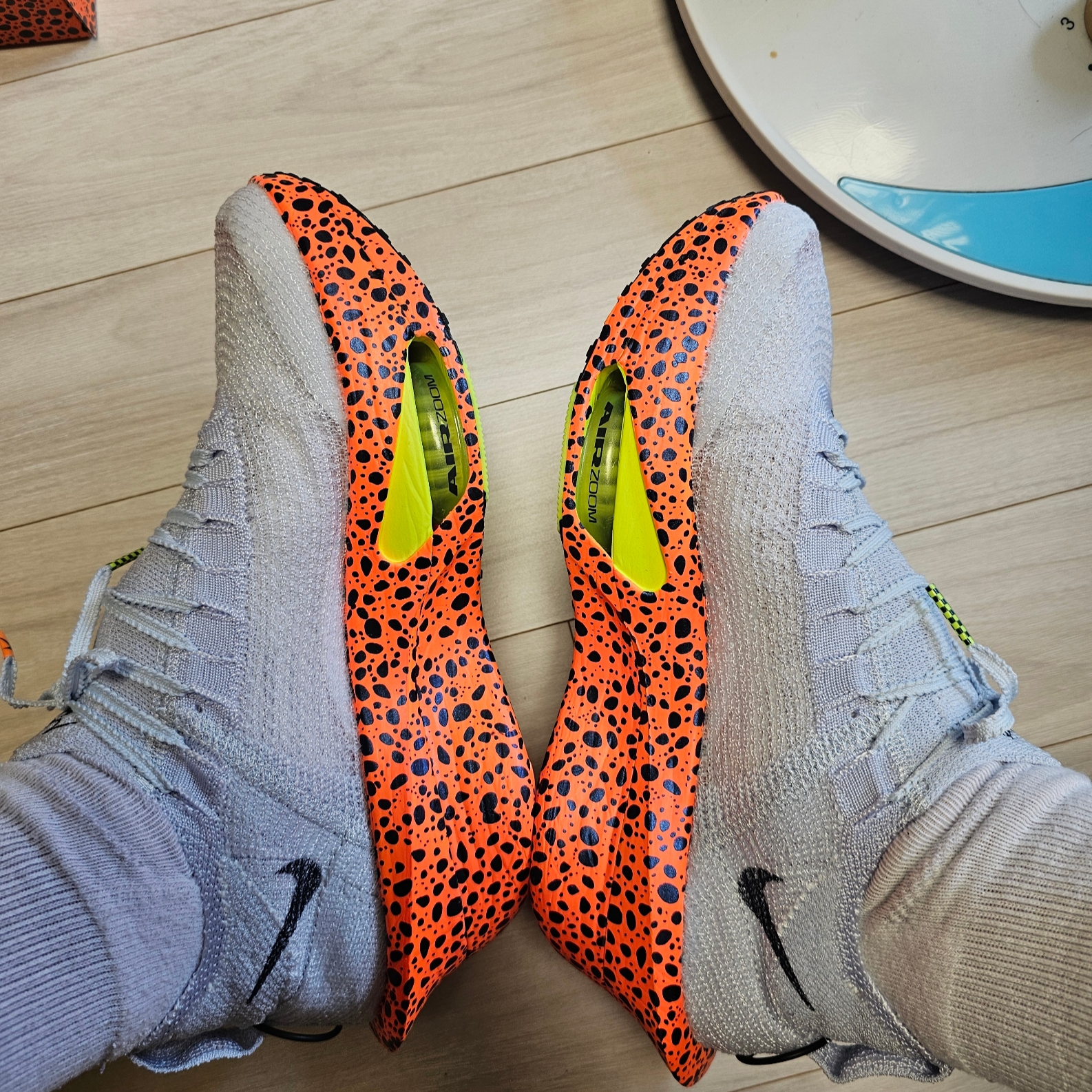 Nike Air Zoom Alphafly Next% 3 Olympic Safari 착용 스타일 - 1