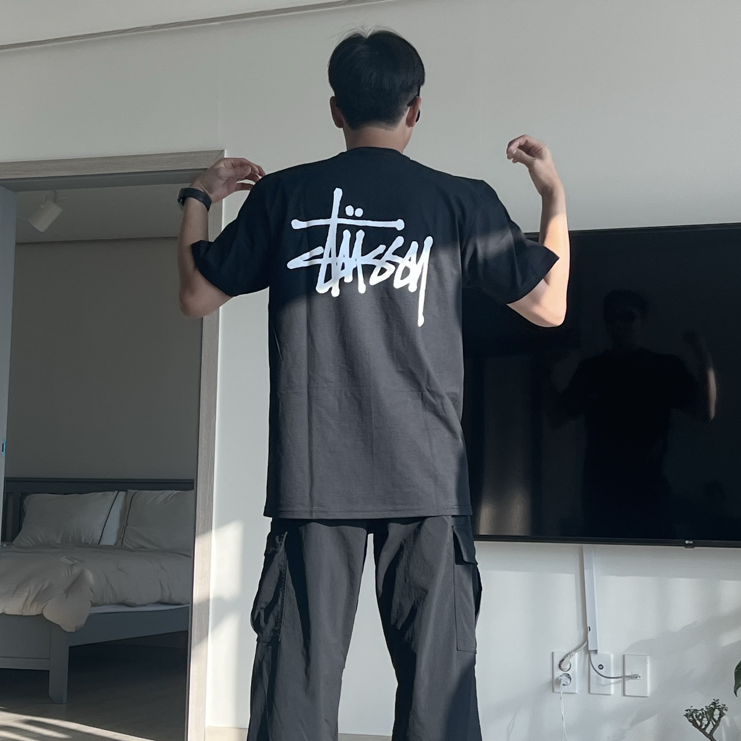 Stussy Basic Stussy T-Shirt Black 2024, 2025 착용 스타일
