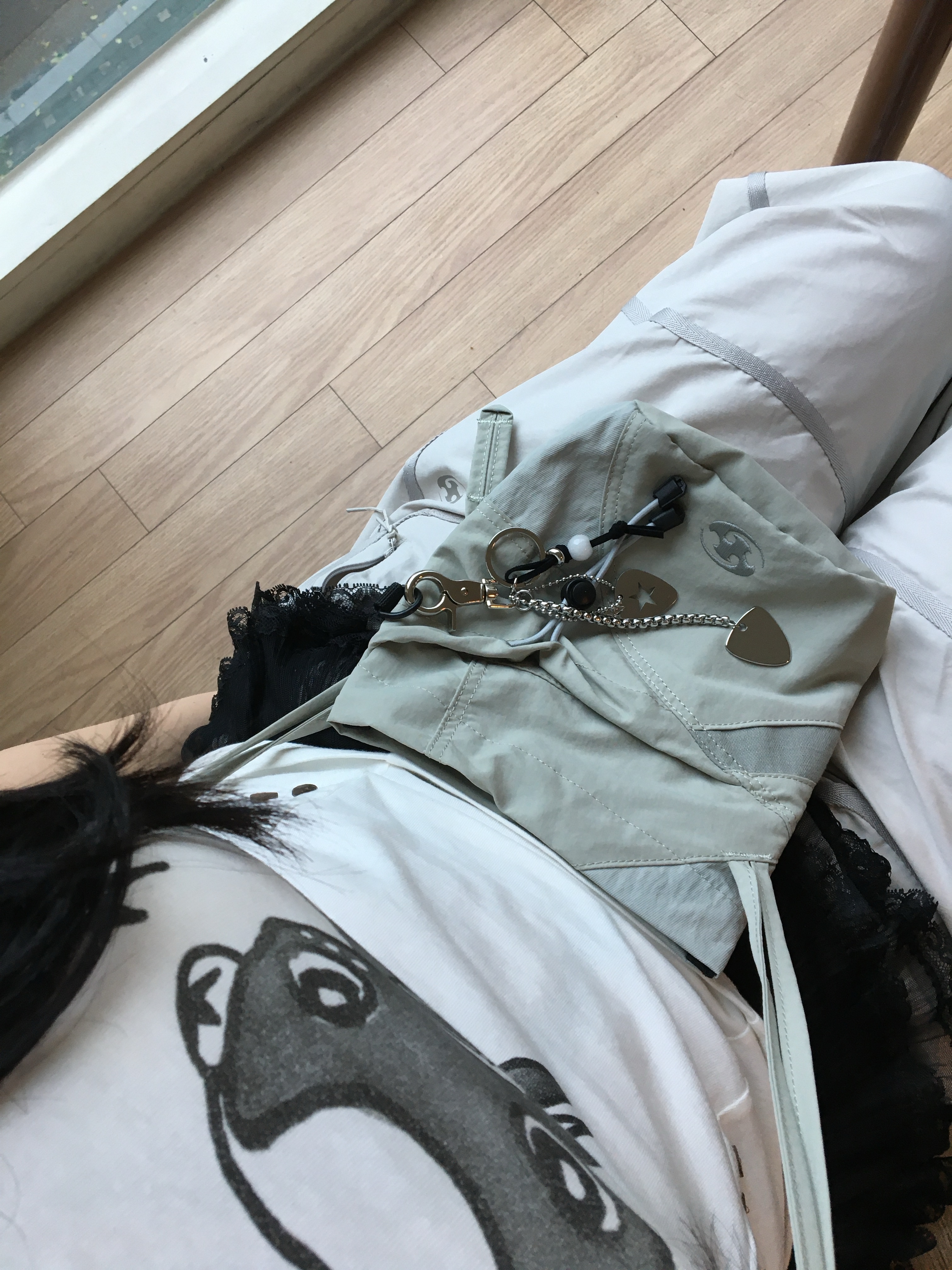 Sansan Gear Cross Bag Warm Grey - 24SS, Sansan Gear Webbing Patched Pants Ivory - 24SS 착용 스타일 - 1