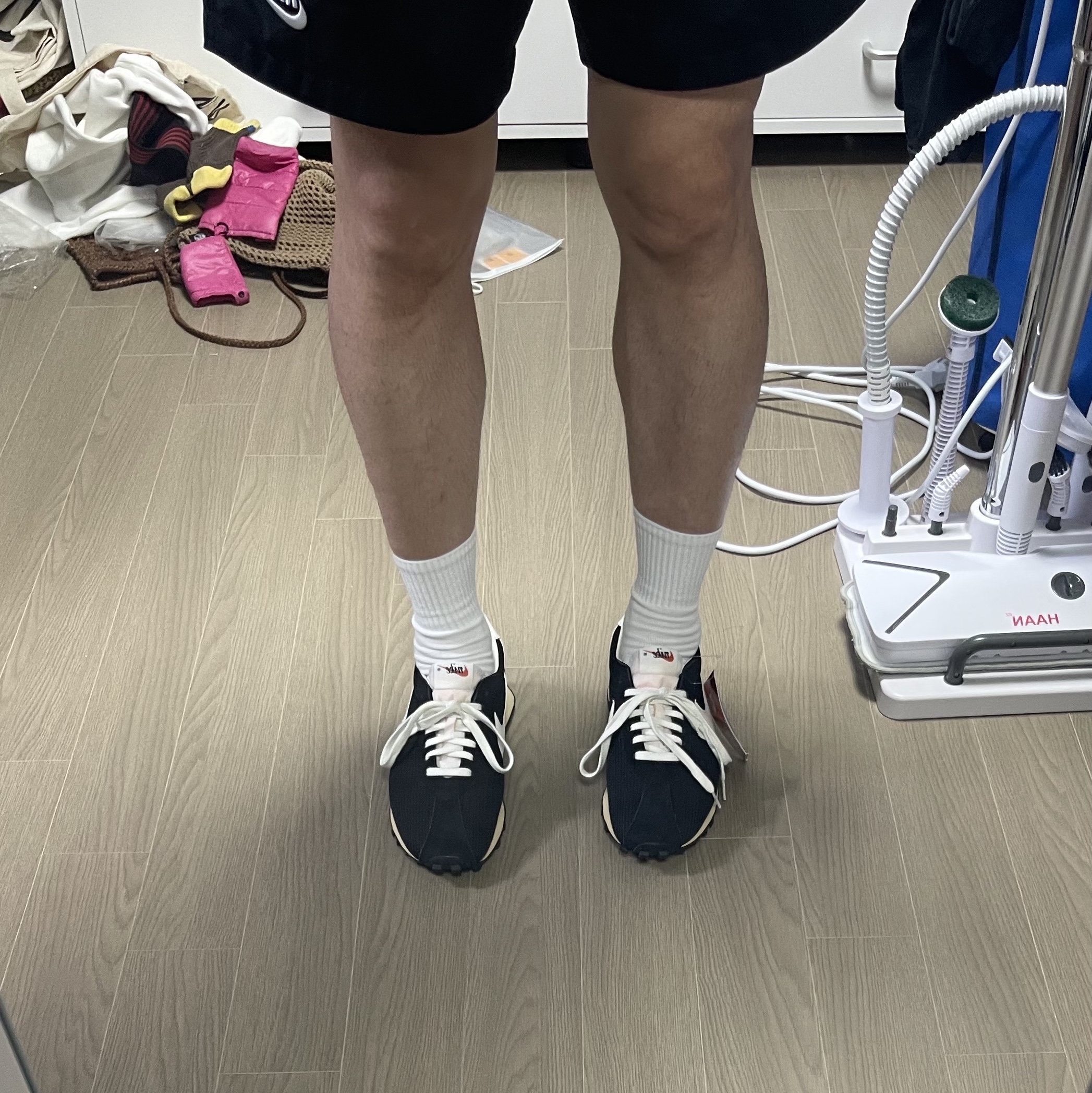 Nike LD-1000 SP Black and Sail 착용 스타일