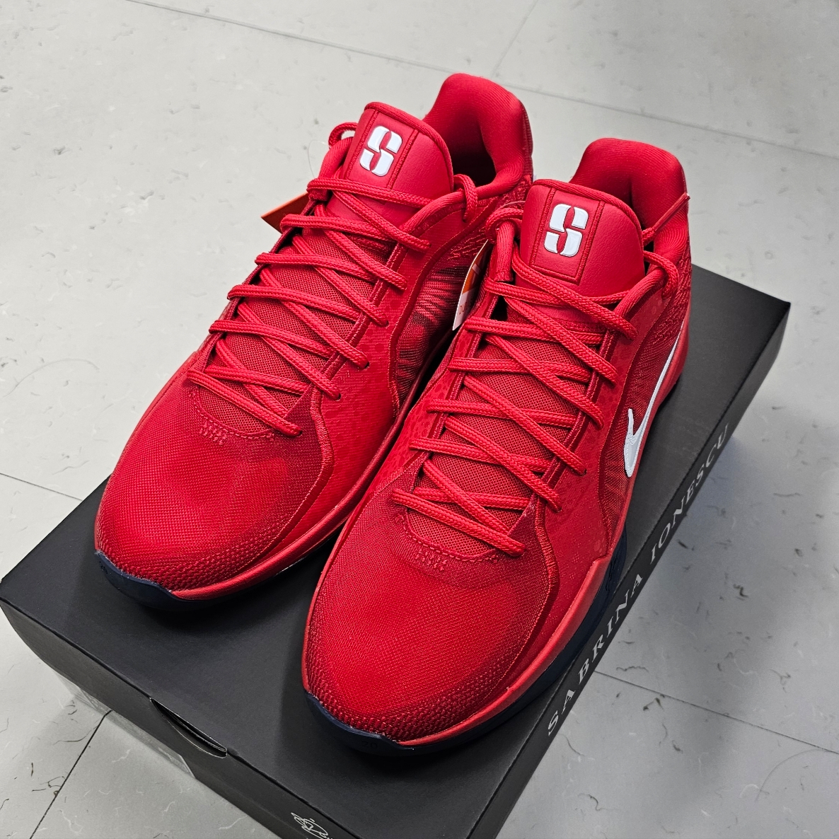 Nike Sabrina 2 EP Sport Red, Nike x Peaceminusone Air Force 1 Low Para-Noise 착용 스타일 - 1