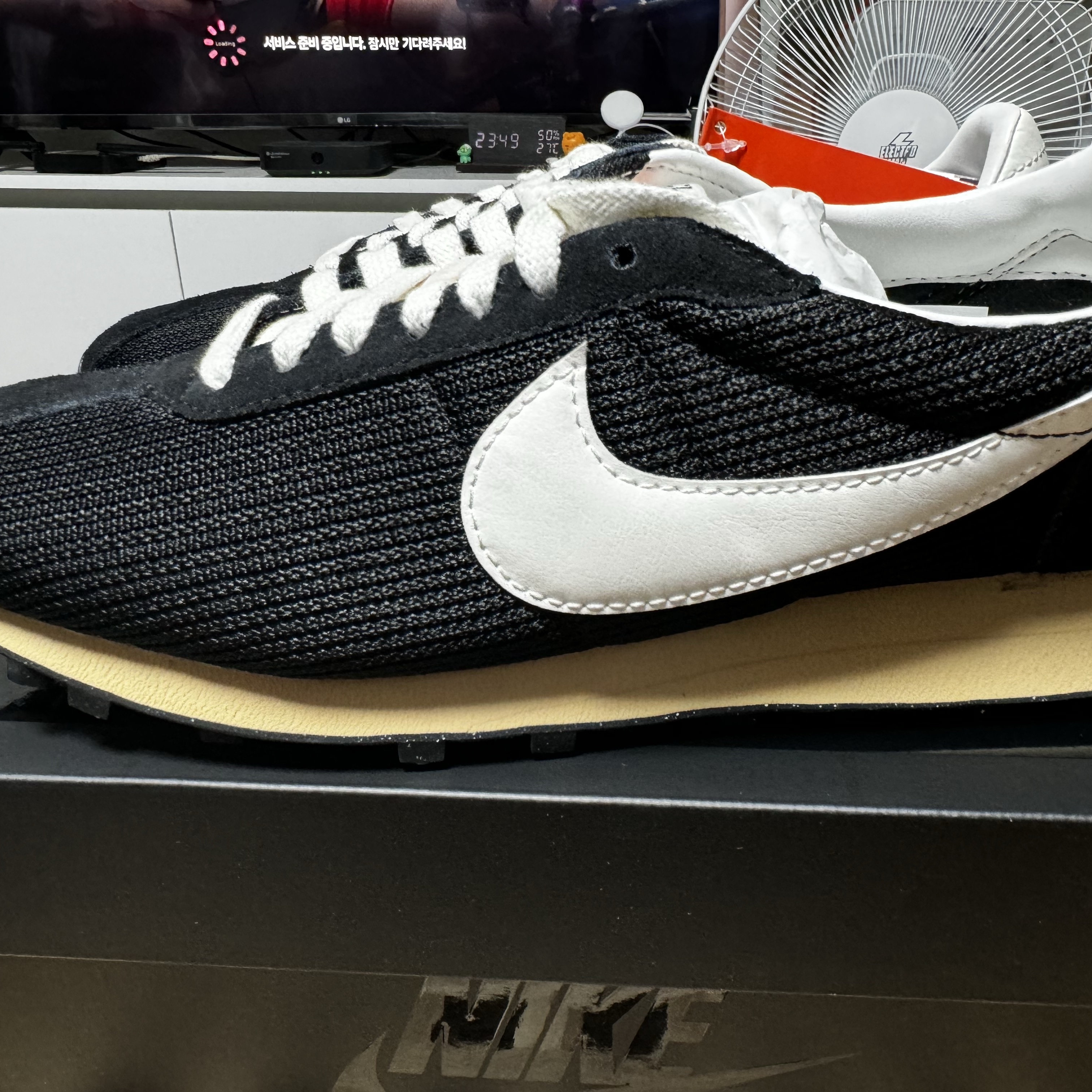 Nike LD-1000 SP Black and Sail 착용 스타일 - 1