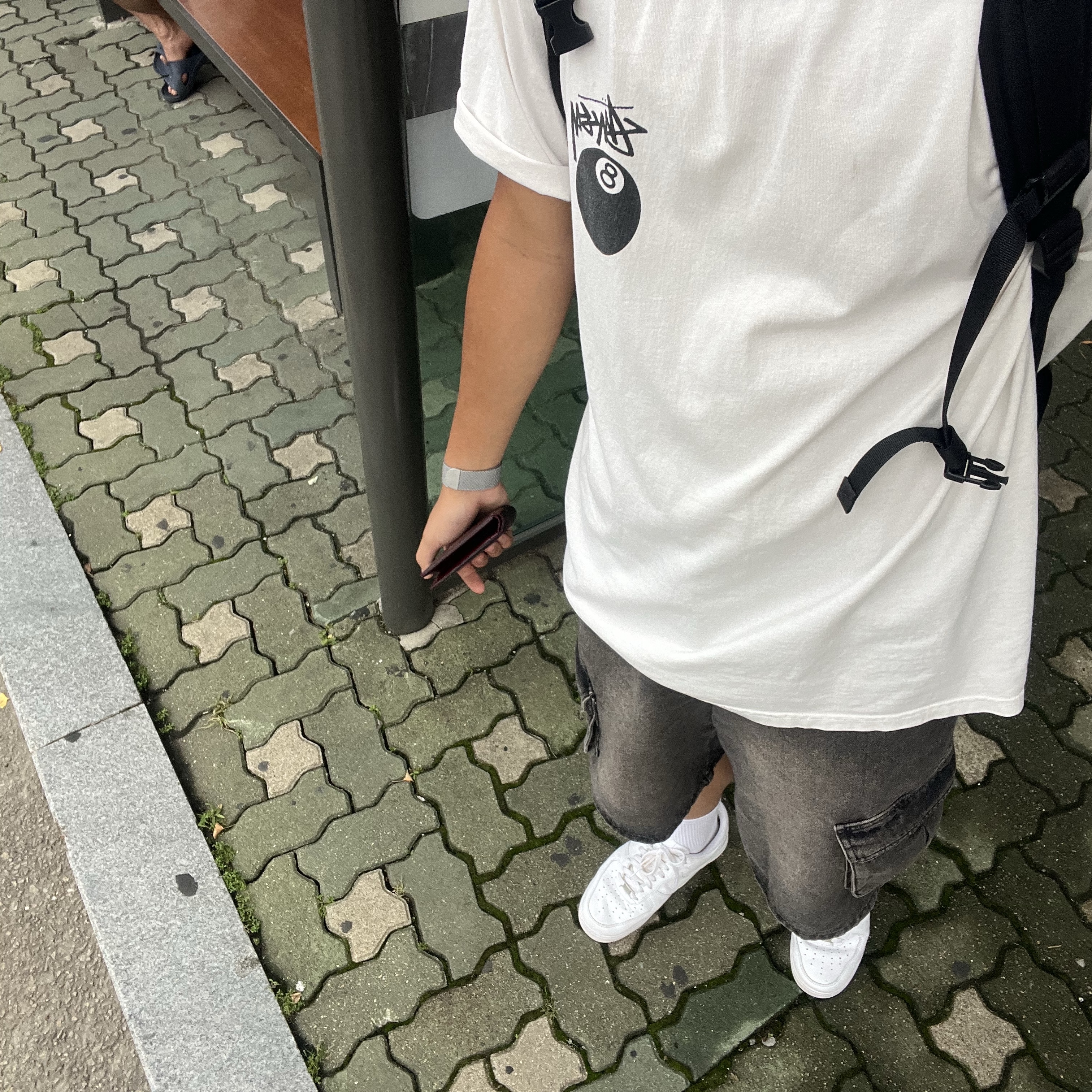Stussy 8 Ball Pigment Dyed T-Shirt Natural 착용 스타일 - 1