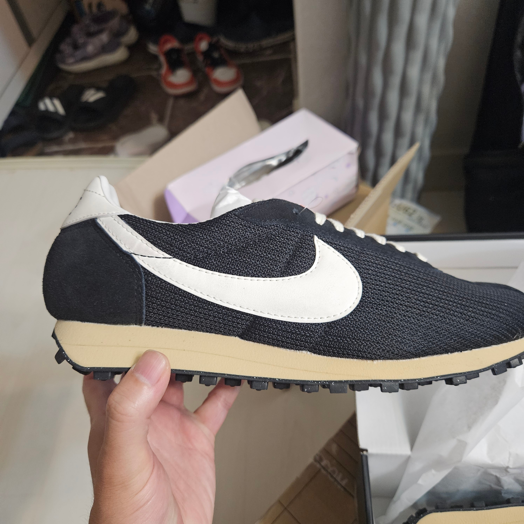 Nike LD-1000 SP Black and Sail 착용 스타일 - 2