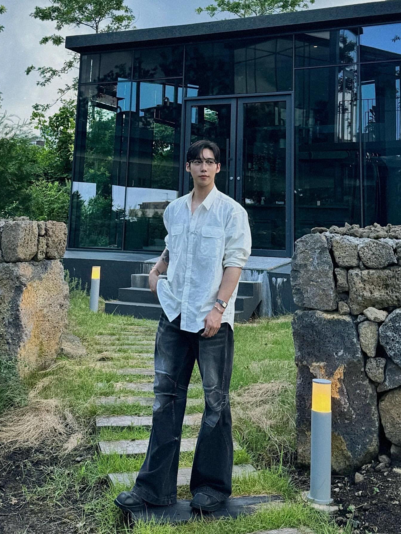 BLR Double Yoke Biker Washing Denim Pants Black (RENEW.) 착용 스타일