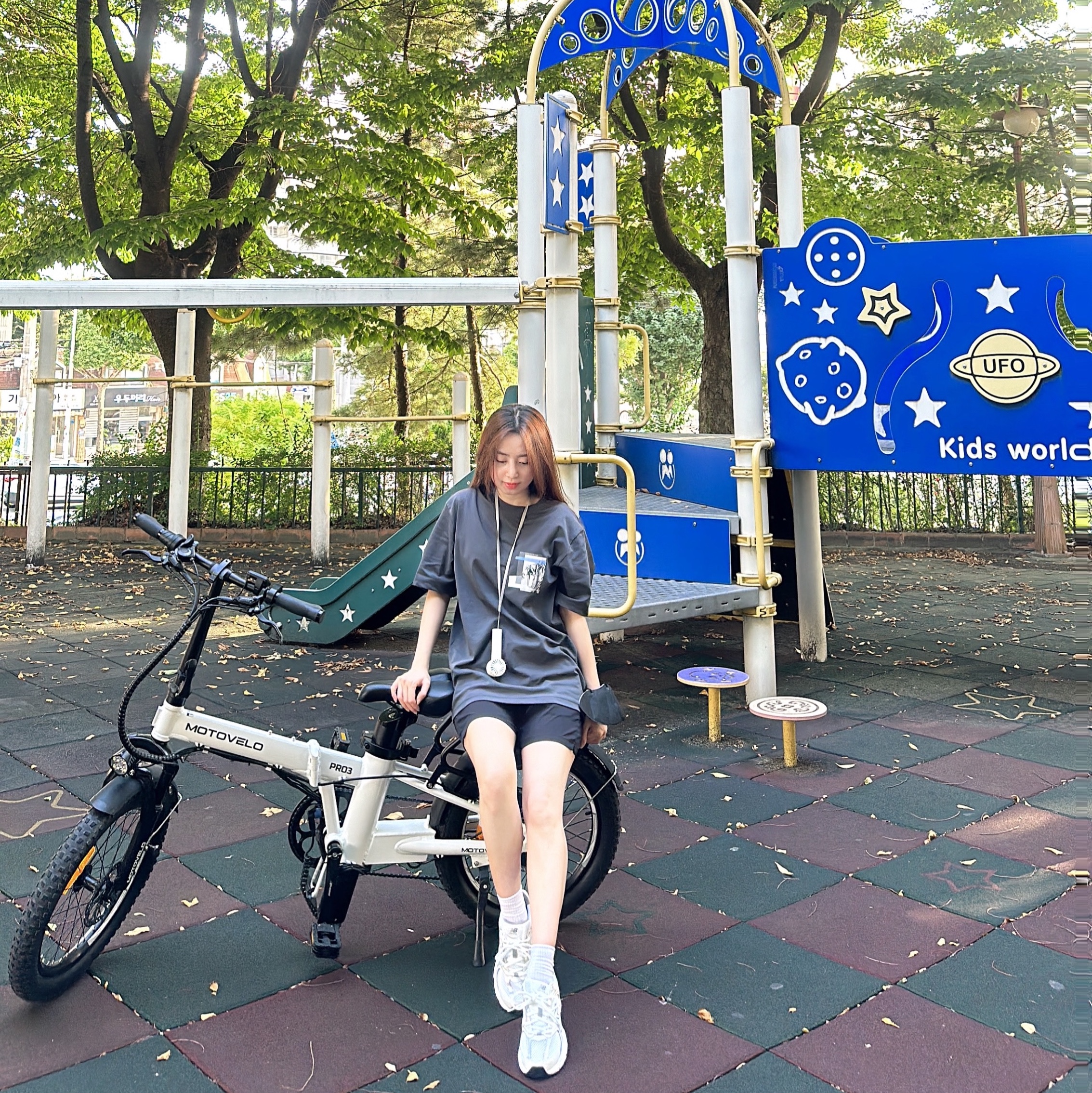 New Balance 530 White Silver 착용 스타일