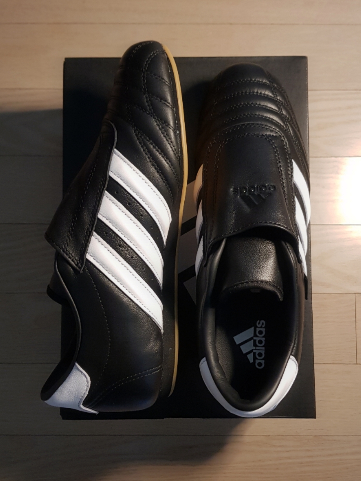 (W) Adidas Taekwondo Core Black Cloud White 착용 스타일