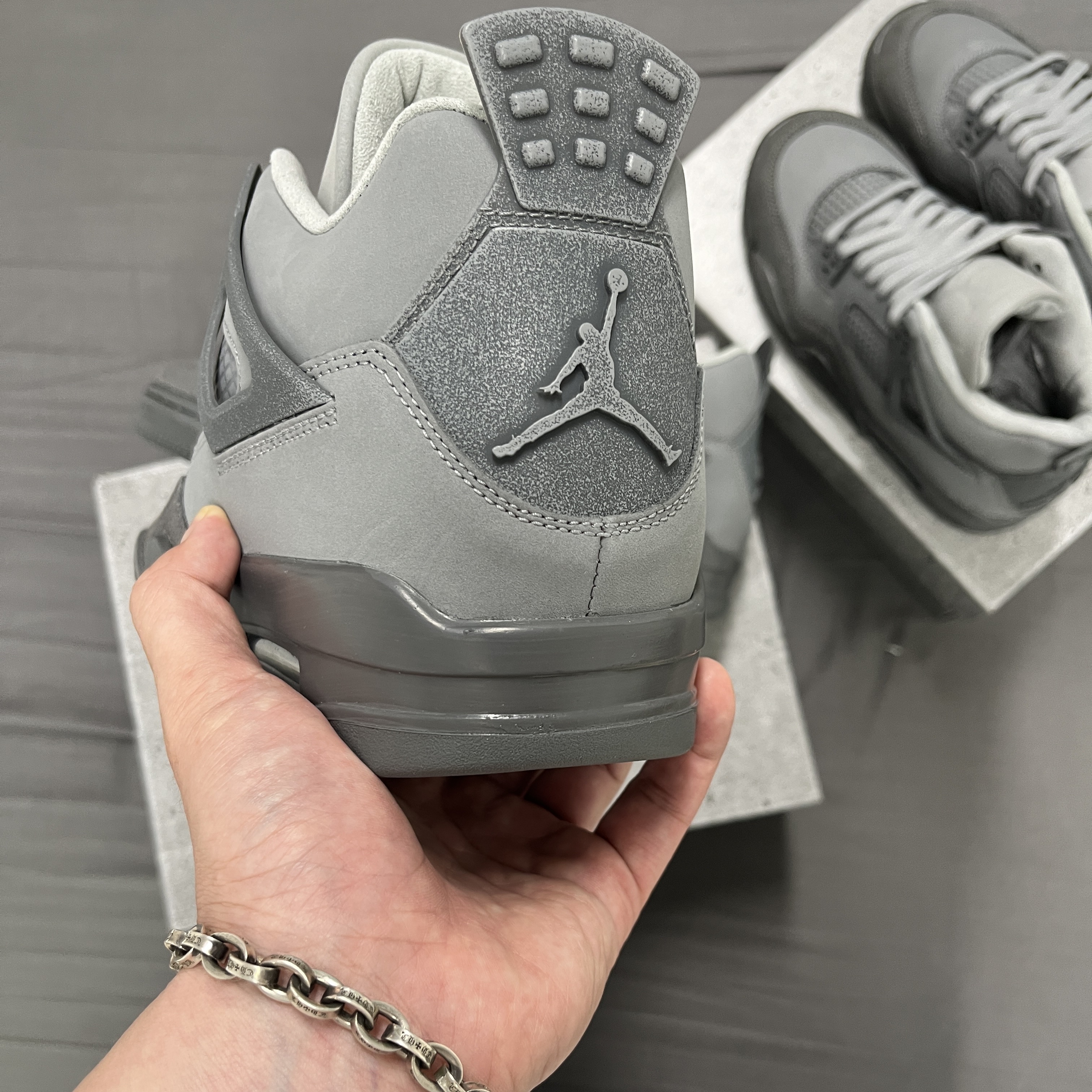 Jordan 4 Retro SE Wet Cement, Jordan 4 Retro SE Neon 95 착용 스타일 - 3